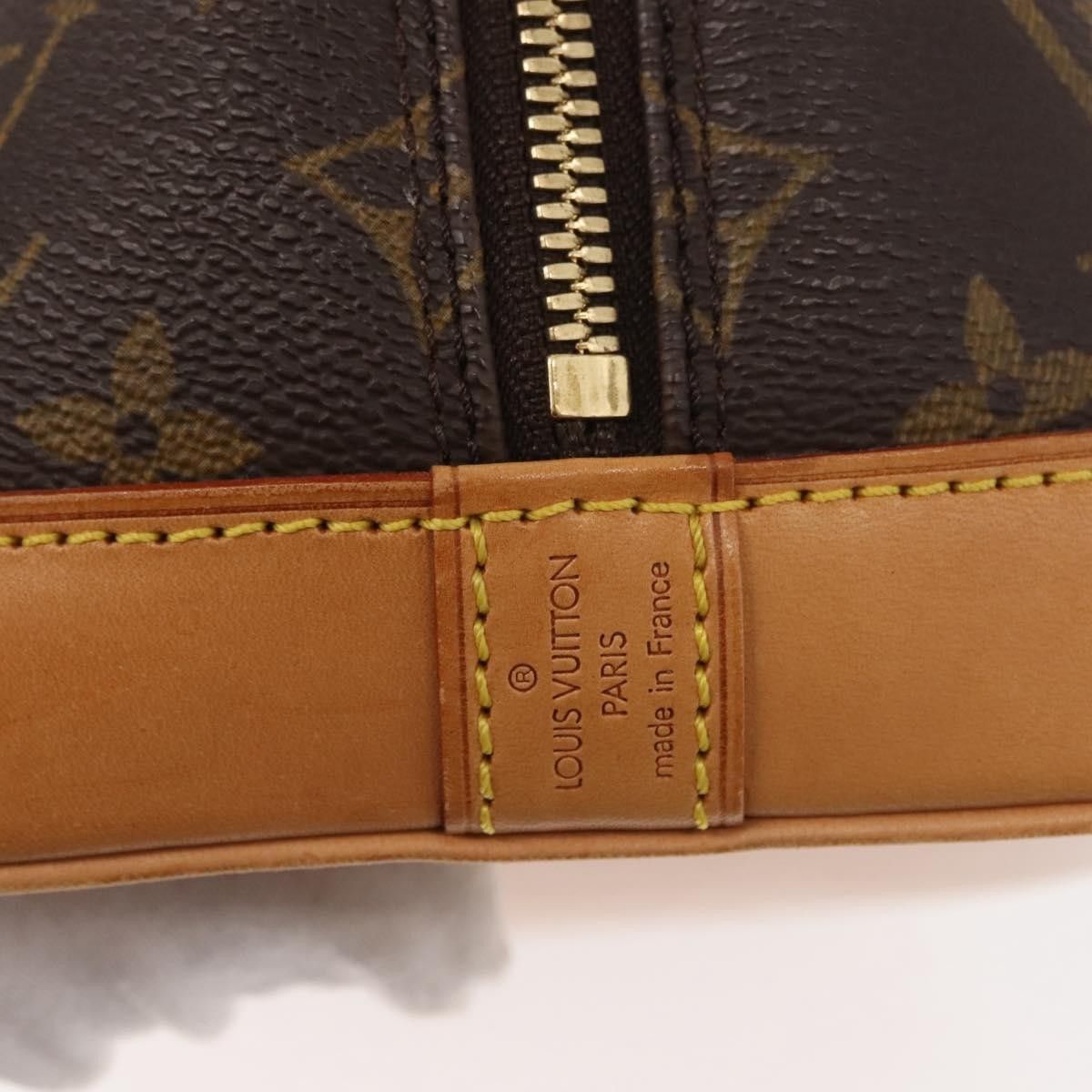 Louis Vuitton Louis Vuitton Alma Handbag Monogram Canvas Size ONE SIZE - 6 Thumbnail