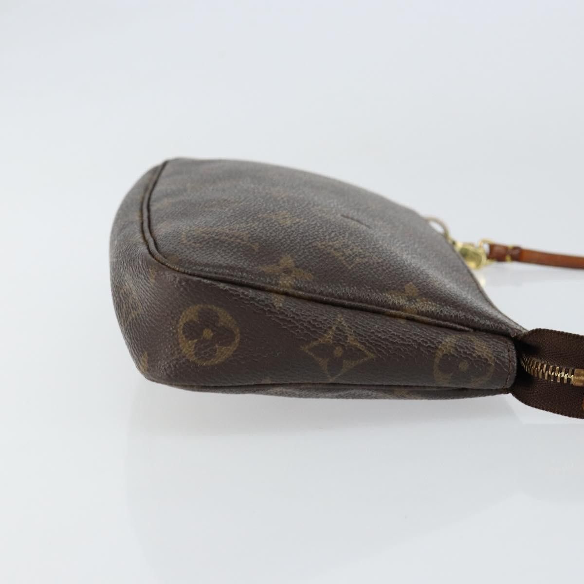 Louis Vuitton Louis Vuitton Pochette Accessoires NM Monogram Canvas Size ONE SIZE - 3 Thumbnail
