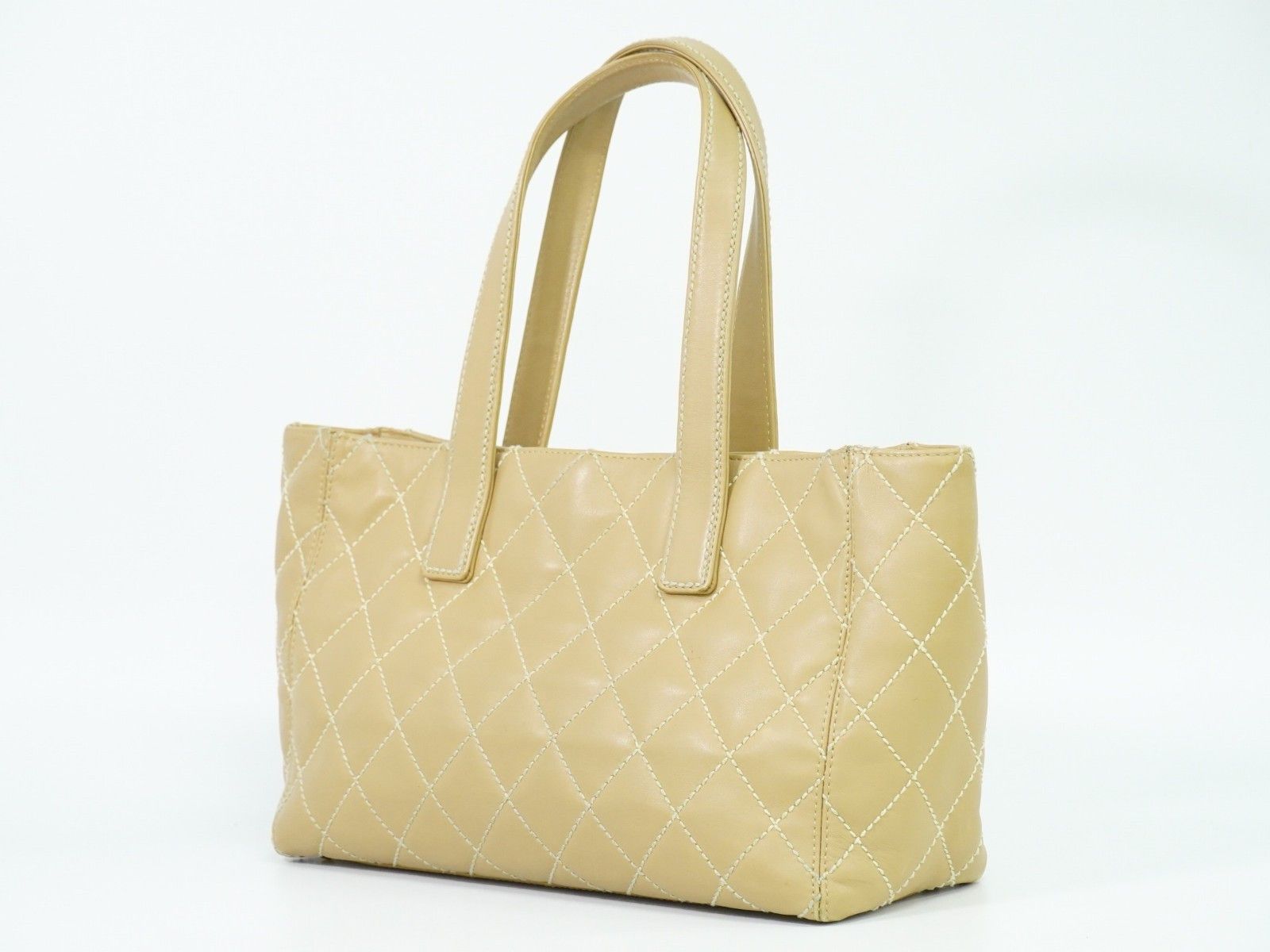Chanel Chanel Surpique Tote Quilted Leather Size ONE SIZE - 2 Thumbnail
