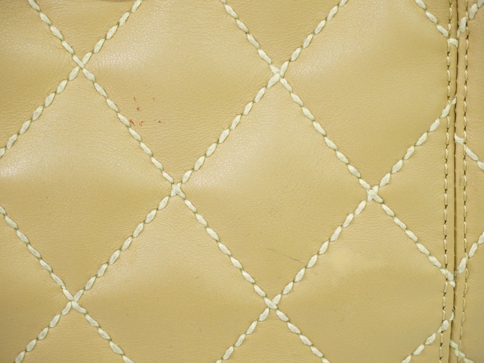 Chanel Chanel Surpique Tote Quilted Leather Size ONE SIZE - 16 Thumbnail