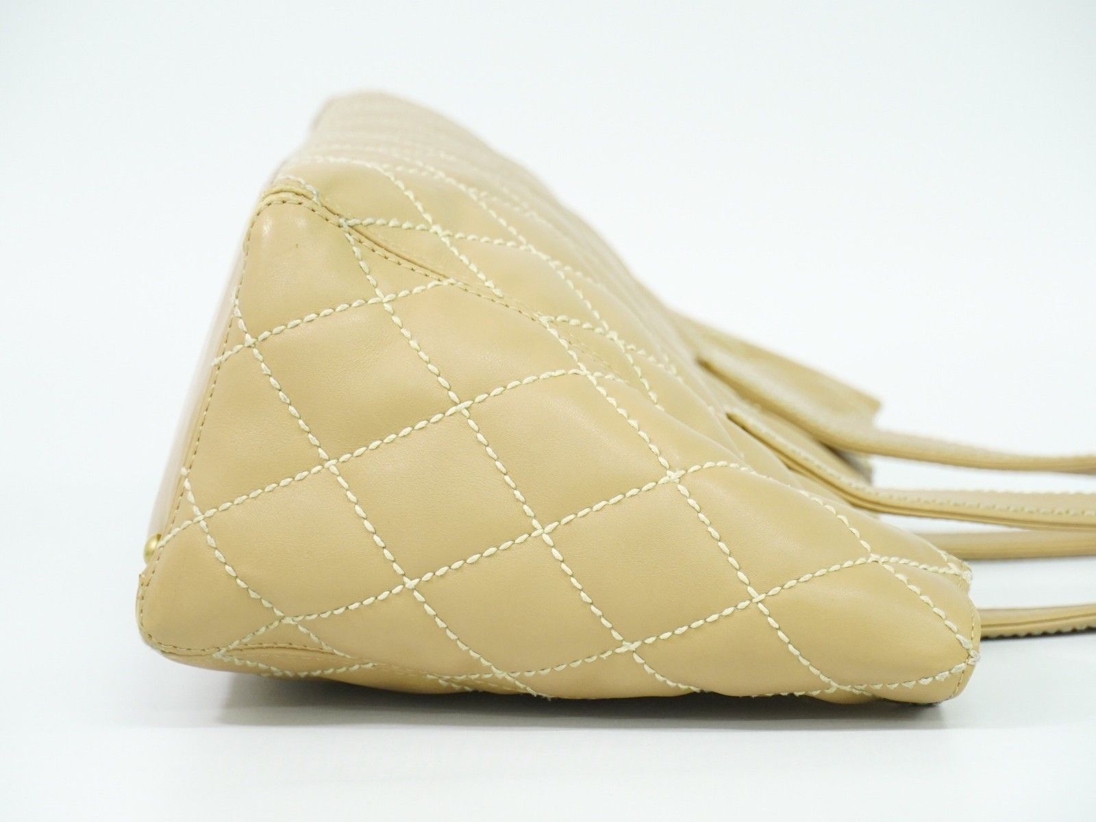 Chanel Chanel Surpique Tote Quilted Leather Size ONE SIZE - 3 Thumbnail