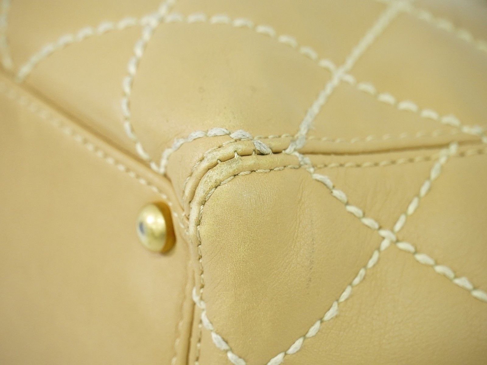 Chanel Chanel Surpique Tote Quilted Leather Size ONE SIZE - 9 Thumbnail
