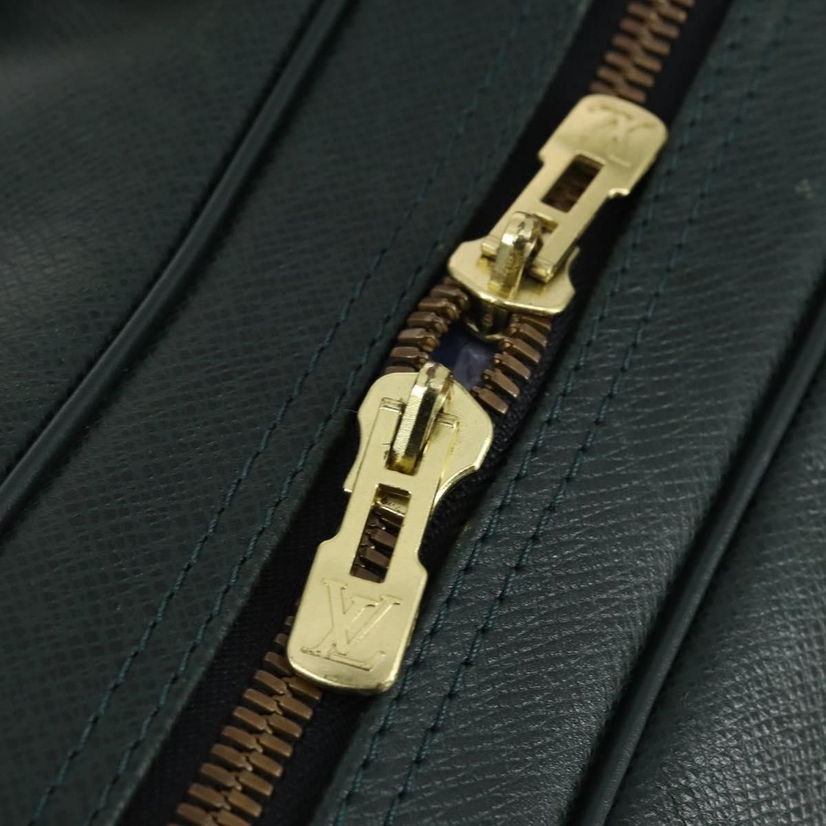 Louis Vuitton Louis Vuitton Kendall Handbag Taiga Leather Size ONE SIZE - 16 Thumbnail