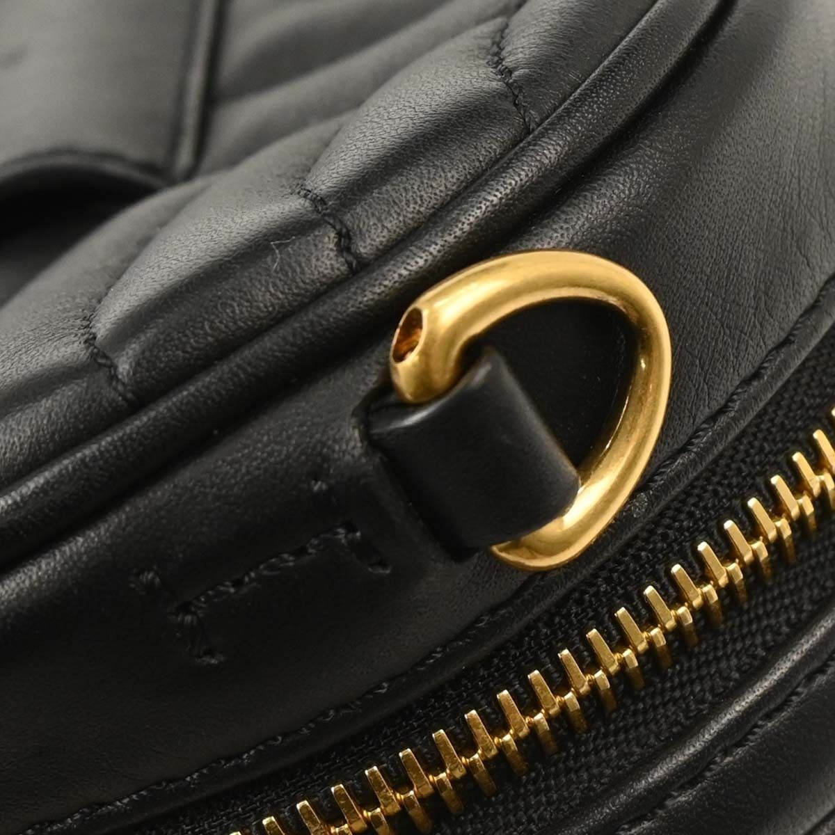 Louis Vuitton Louis Vuitton New Wave Heart Crossbody Bag Quilted Leather Size ONE SIZE - 9 Thumbnail