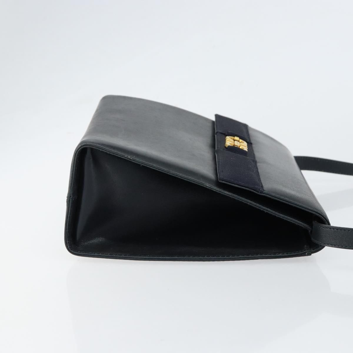 Salvatore Ferragamo Salvatore Ferragamo Gancini Shoulder Bag Leather Size ONE SIZE - 3 Thumbnail