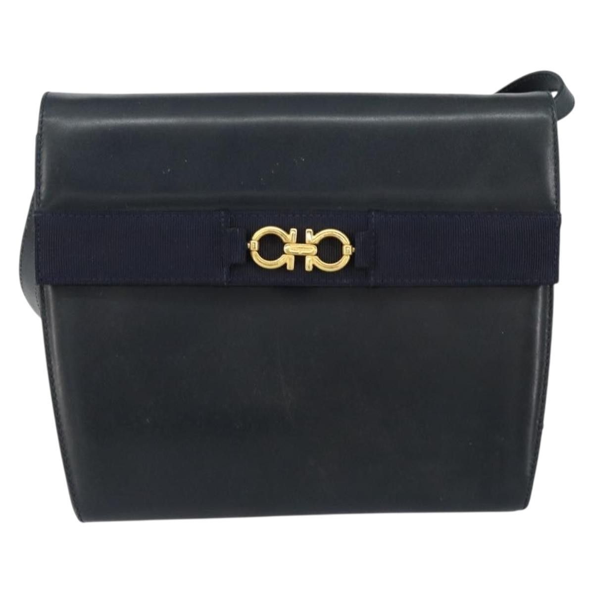 Salvatore Ferragamo Salvatore Ferragamo Gancini Shoulder Bag Leather Size ONE SIZE - 22 Thumbnail