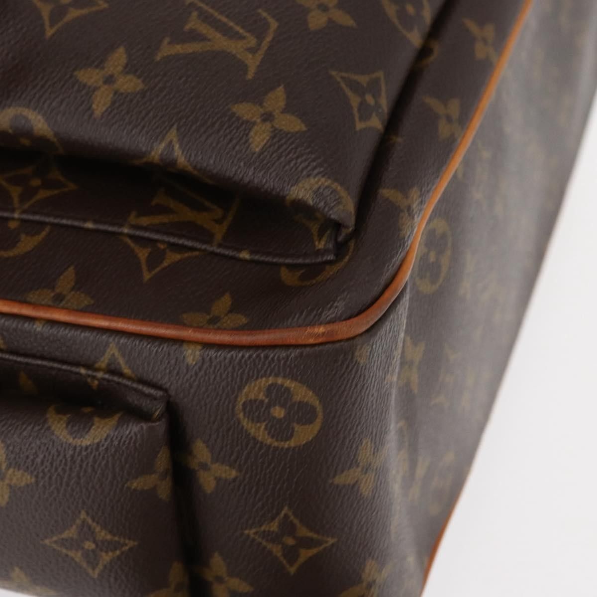 Louis Vuitton Louis Vuitton Multipli Cite Handbag Monogram Canvas Size ONE SIZE - 9 Thumbnail