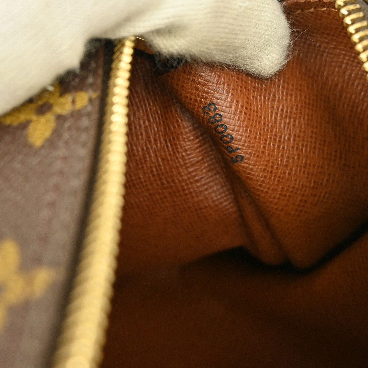 Louis Vuitton Louis Vuitton Papillon Handbag Monogram Canvas Size ONE SIZE - 4 Thumbnail