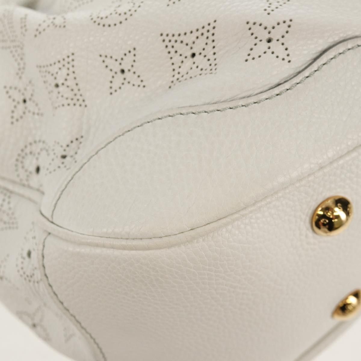 Louis Vuitton Louis Vuitton Solar Handbag Mahina Leather Size ONE SIZE - 11 Thumbnail
