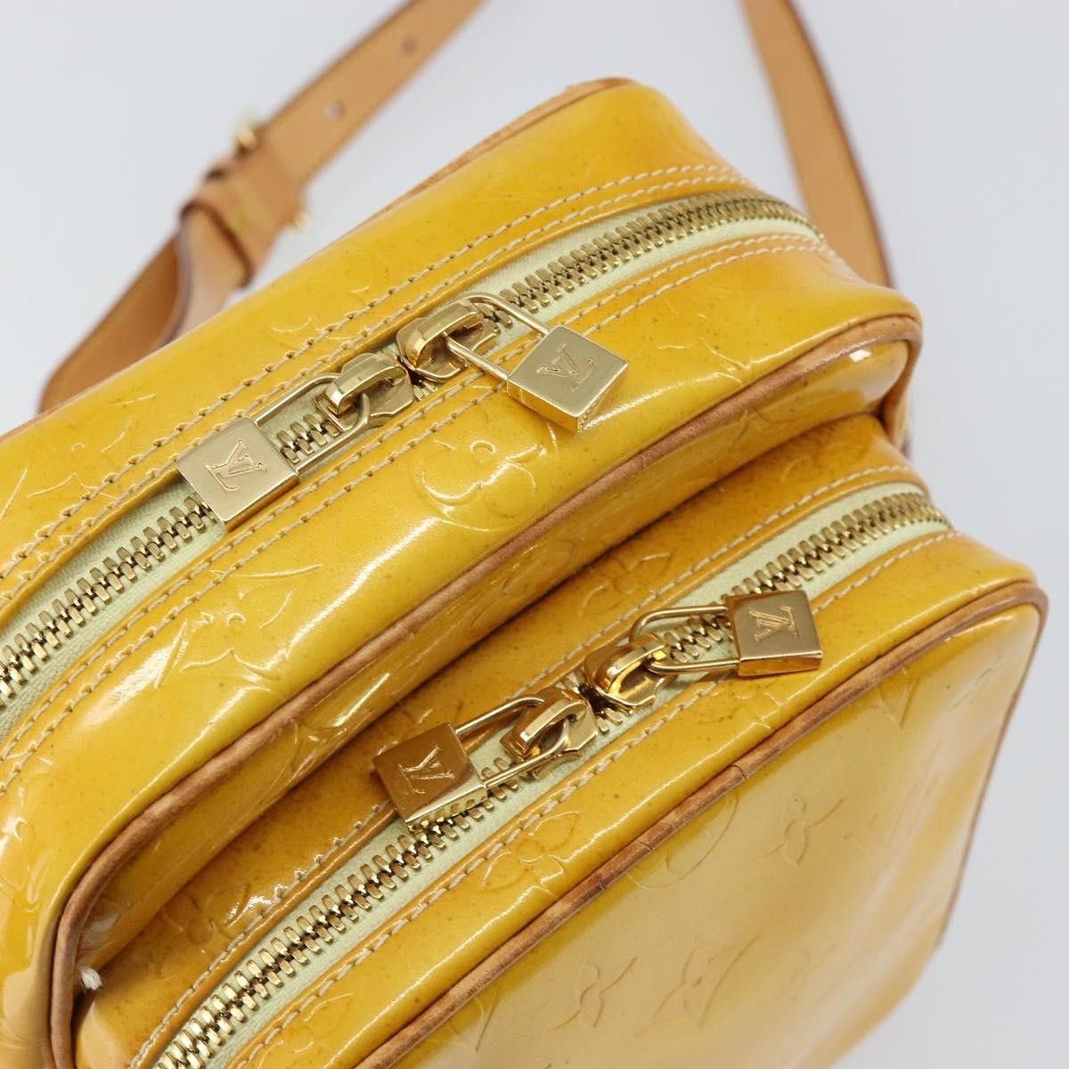 Louis Vuitton Louis Vuitton Wooster Handbag Monogram Vernis Size ONE SIZE - 14 Thumbnail
