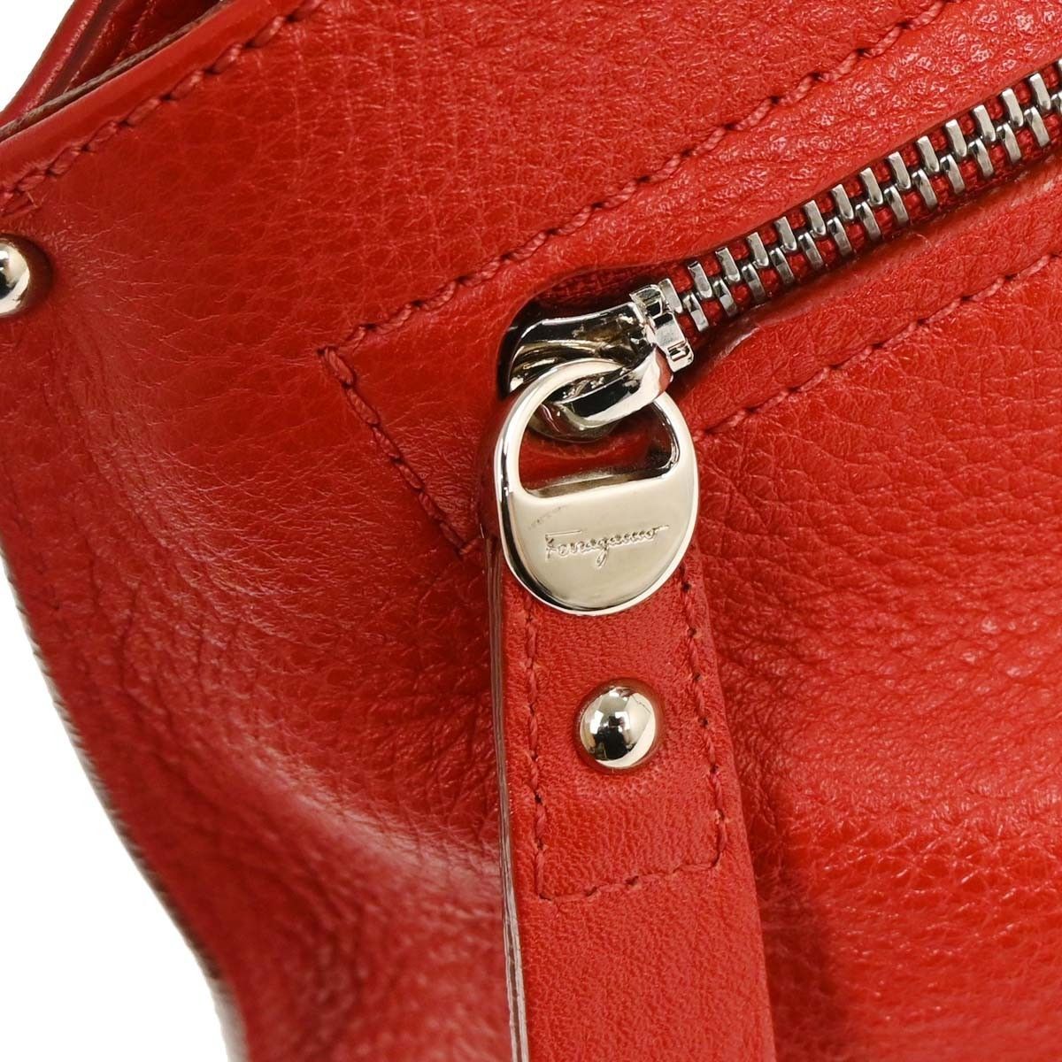 Salvatore Ferragamo Salvatore Ferragamo Sofia Satchel Grainy Leather Size ONE SIZE - 9 Thumbnail