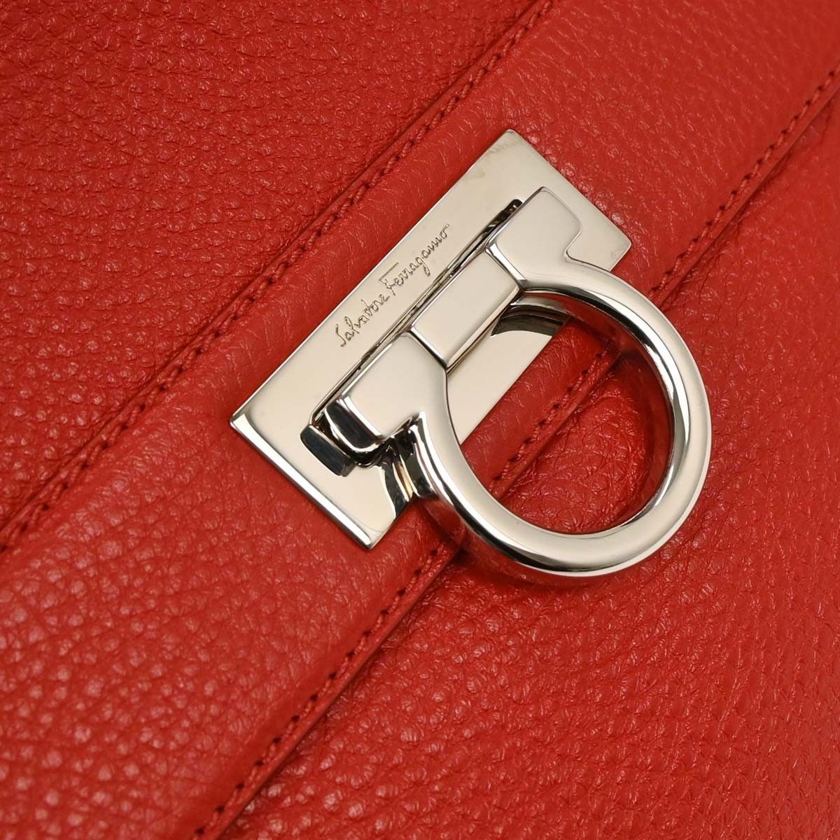 Salvatore Ferragamo Salvatore Ferragamo Sofia Satchel Grainy Leather Size ONE SIZE - 8 Thumbnail