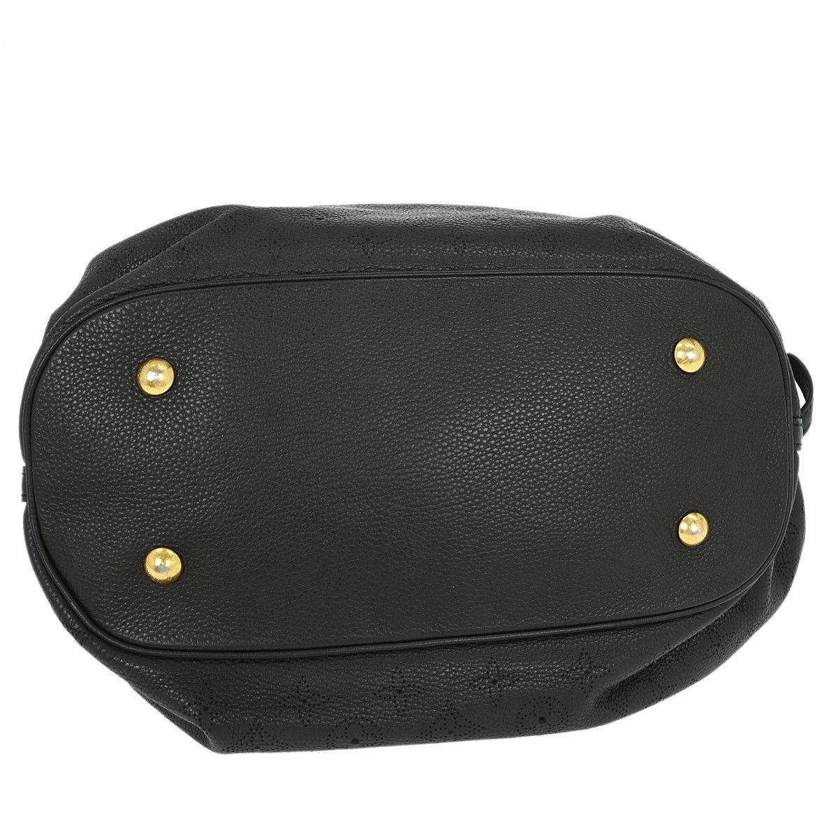 Louis Vuitton Louis Vuitton L Hobo Mahina Leather Size ONE SIZE - 8 Thumbnail