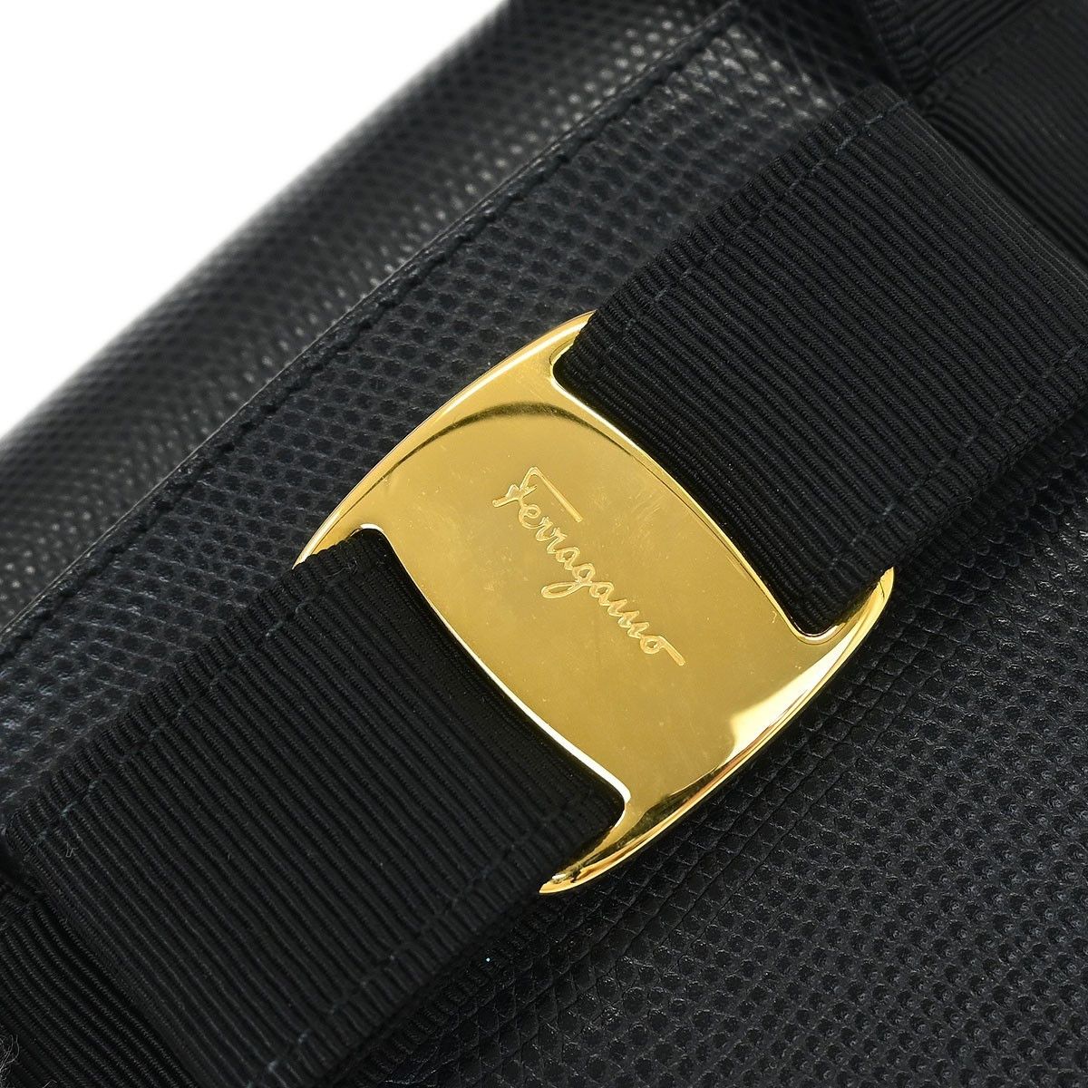 Salvatore Ferragamo Salvatore Ferragamo Vara Bow Top Handle Bucket Bag Leather Size ONE SIZE - 7 Thumbnail