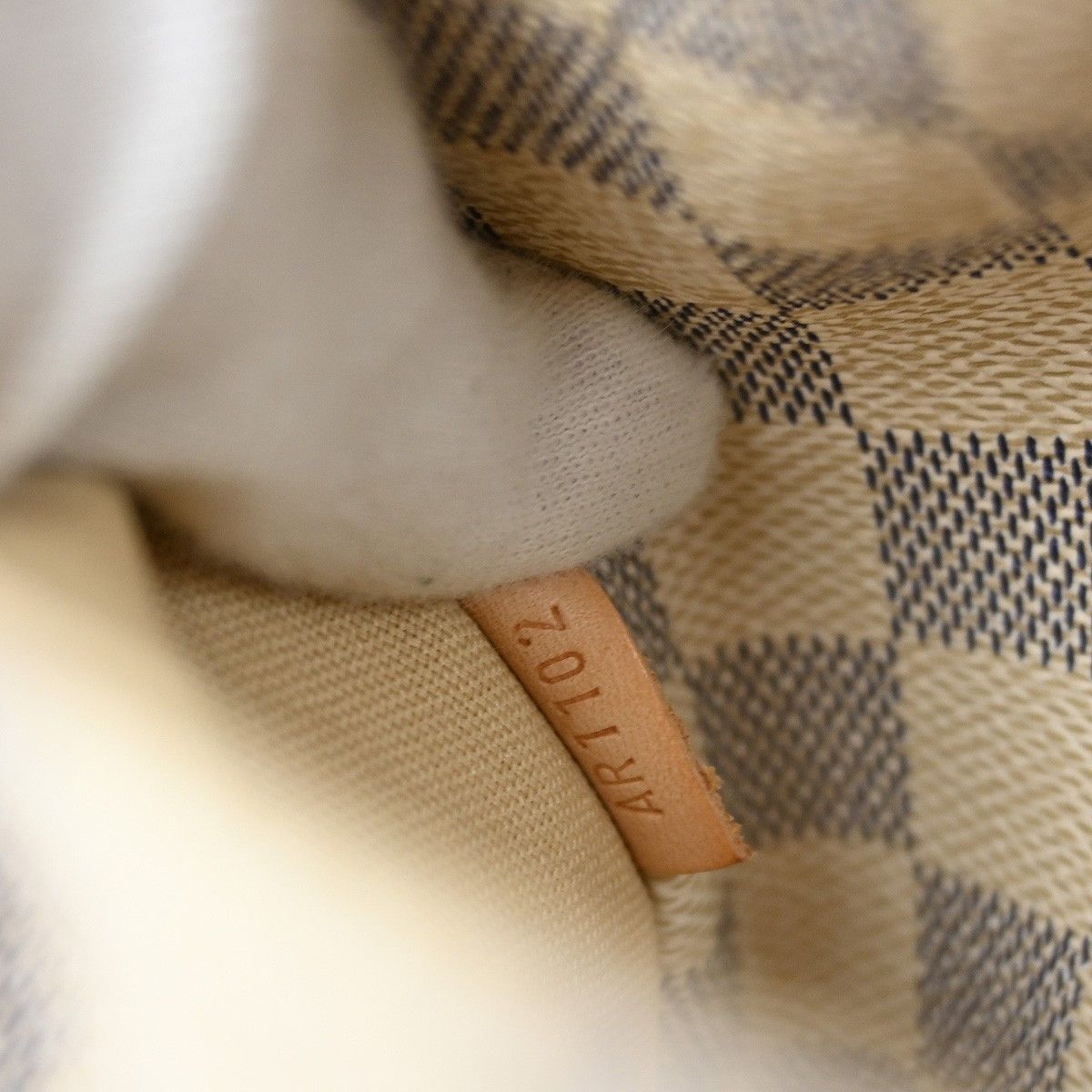 Louis Vuitton Louis Vuitton Totally Handbag Damier azur Size ONE SIZE - 5 Thumbnail