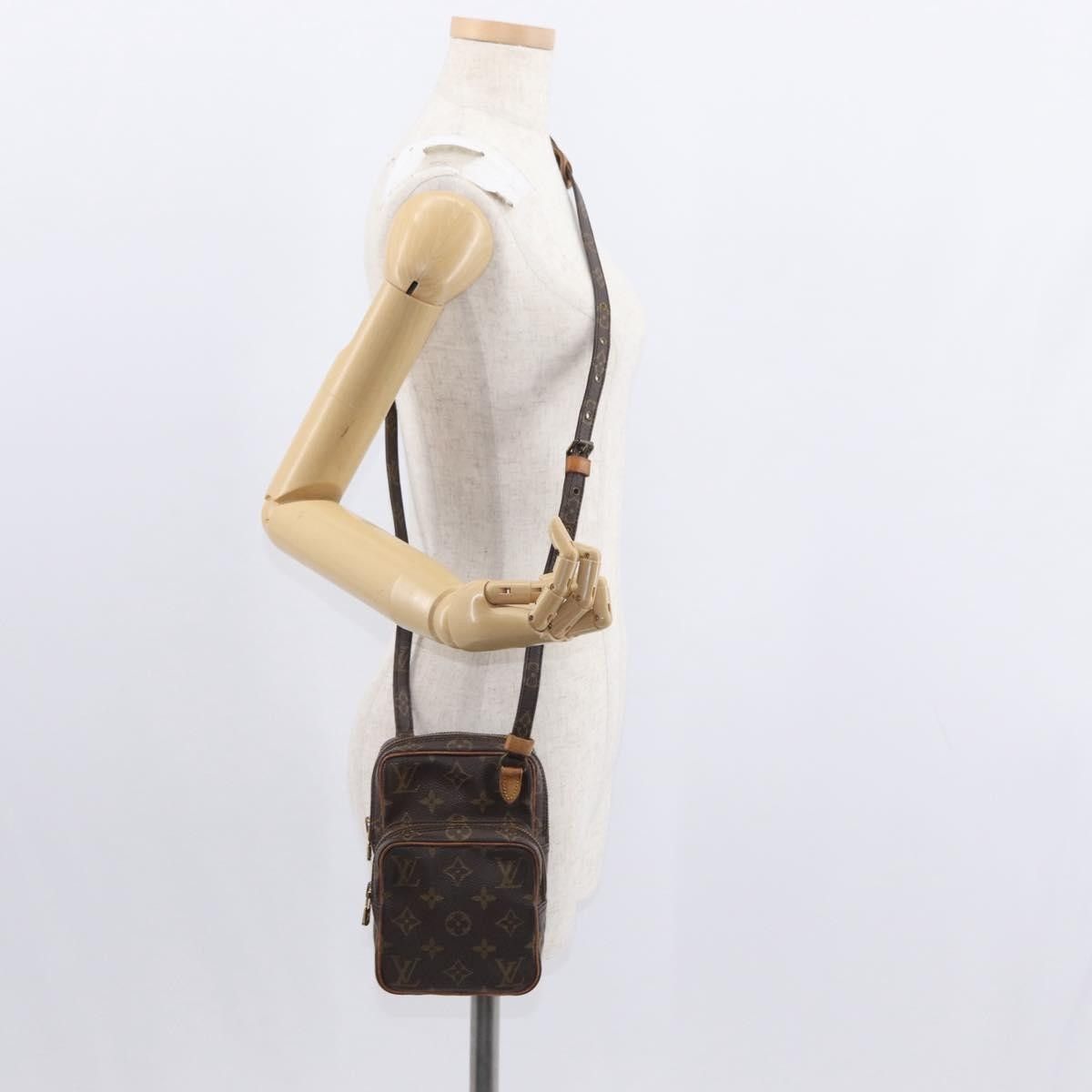 Louis Vuitton Louis Vuitton Amazone Bag Monogram Canvas Size ONE SIZE - 14 Thumbnail