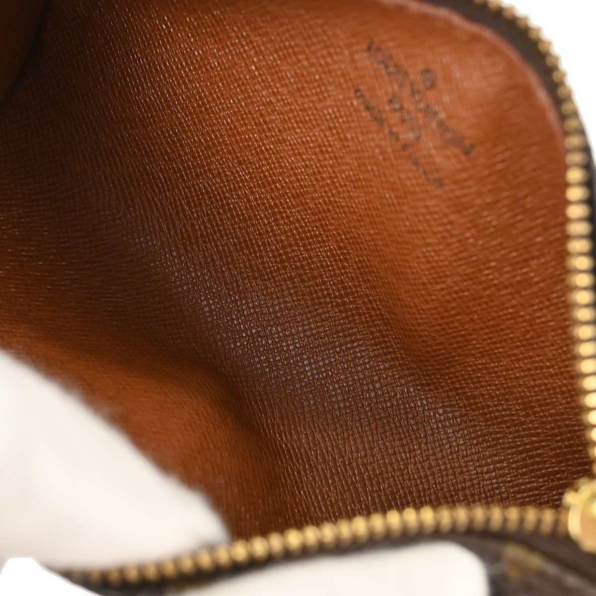 Louis Vuitton Louis Vuitton Papillon Pochette Monogram Canvas Size ONE SIZE - 3 Thumbnail