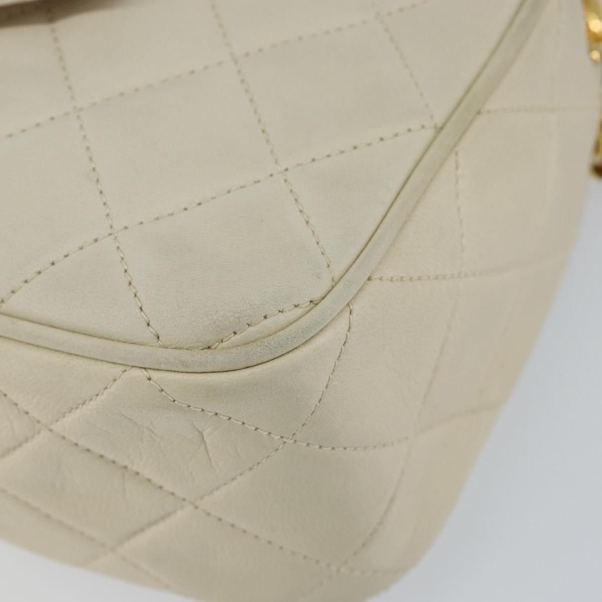 Chanel Chanel Vintage Front Pocket Camera Quilted Lambskin Size ONE SIZE - 9 Thumbnail