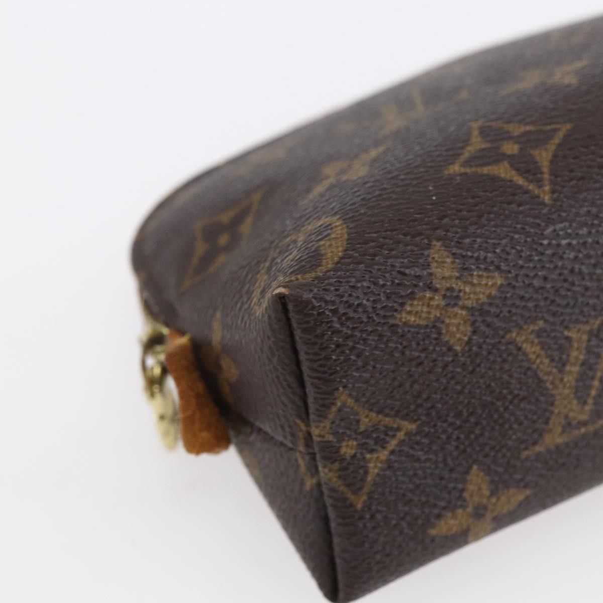 Louis Vuitton Louis Vuitton Cosmetic Pouch Monogram Canvas Size ONE SIZE - 9 Thumbnail