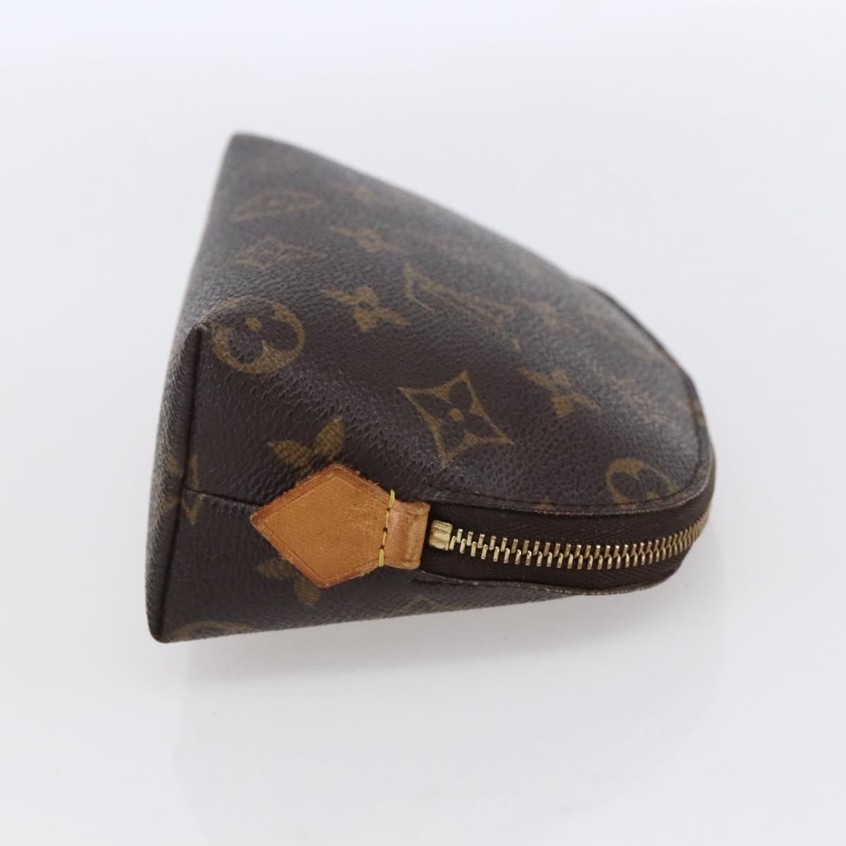 Louis Vuitton Louis Vuitton Cosmetic Pouch Monogram Canvas Size ONE SIZE - 4 Thumbnail