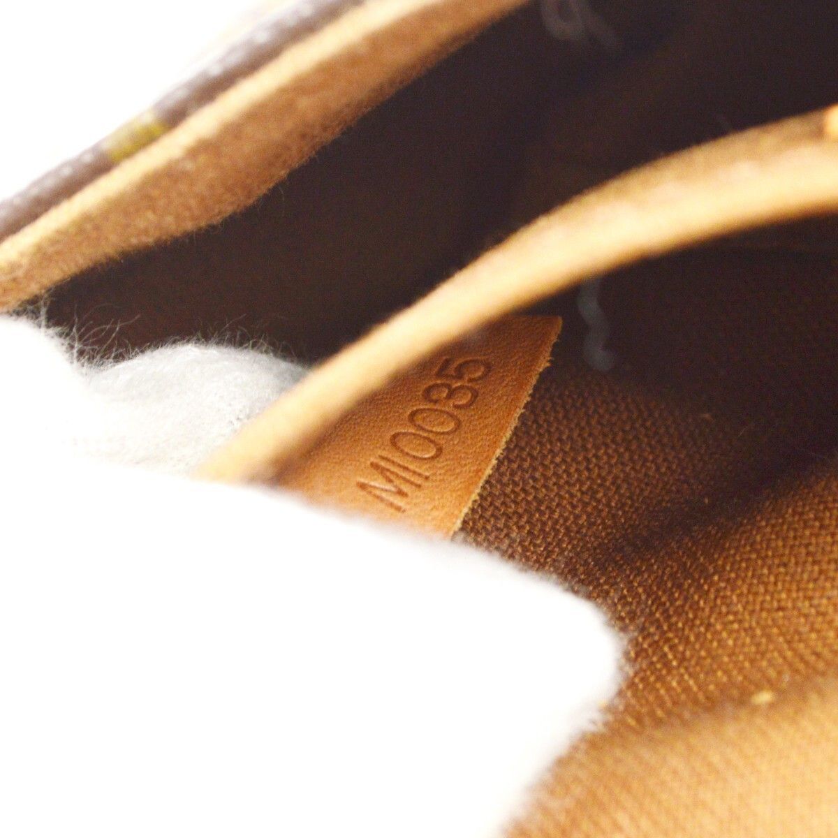 Louis Vuitton Louis Vuitton Marelle Waist Bag Monogram Canvas Size ONE SIZE - 6 Thumbnail