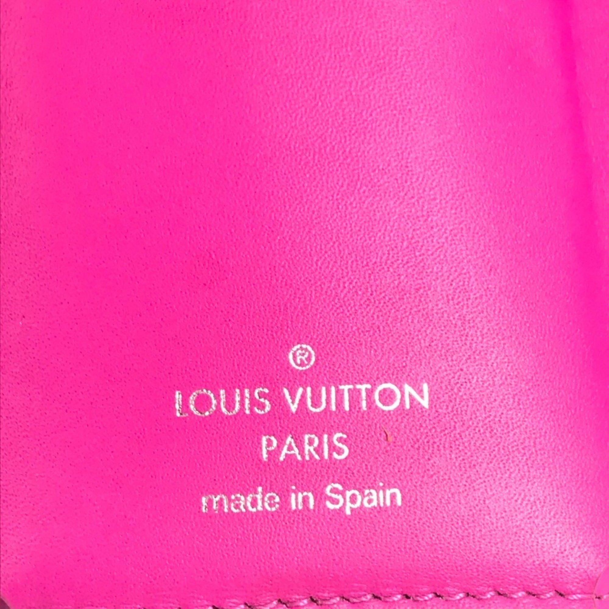 Louis Vuitton LOUIS VUITTON M30773 Taiga Rama Discovery Compact Wallet, a tri-fold wallet in leather and Monogram canvas, available pink for men women. Size ONE SIZE - 9 Thumbnail