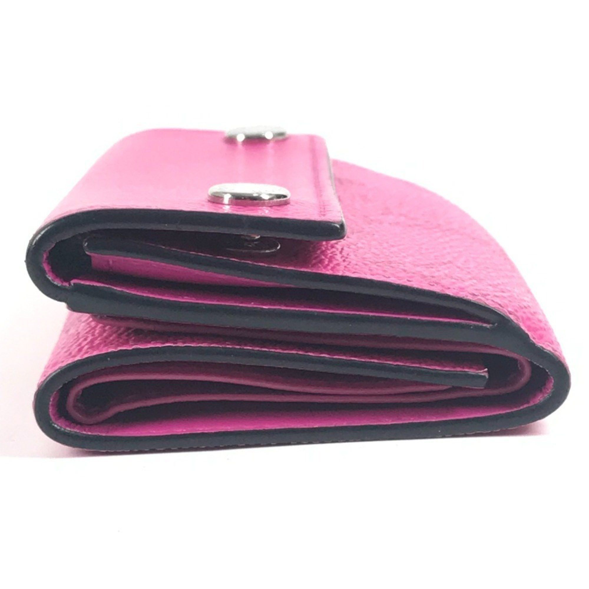 Louis Vuitton LOUIS VUITTON M30773 Taiga Rama Discovery Compact Wallet, a tri-fold wallet in leather and Monogram canvas, available pink for men women. Size ONE SIZE - 15 Thumbnail
