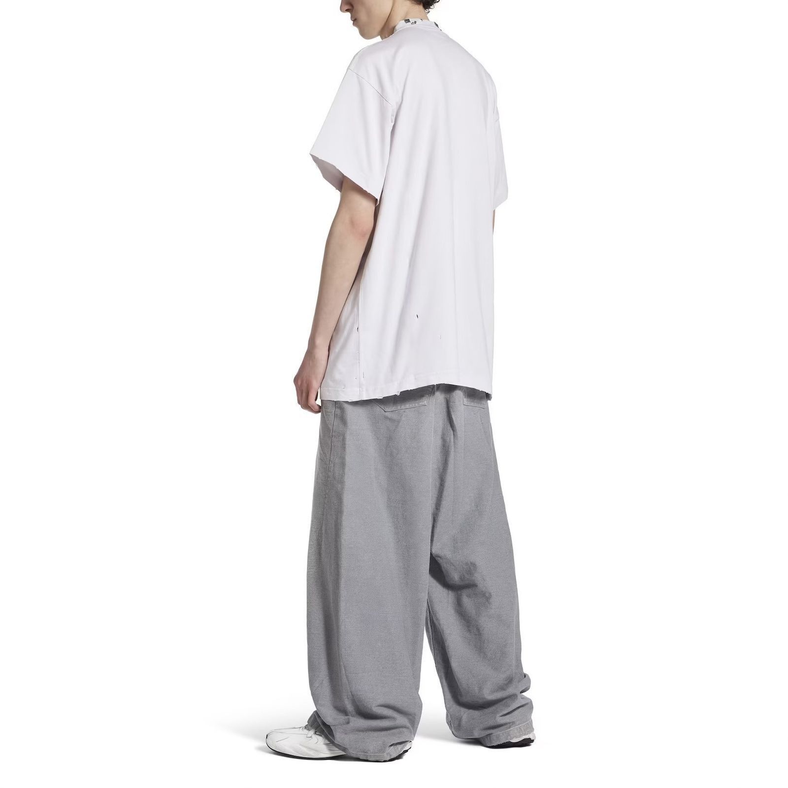 Balenciaga Pierced T- Shirt Oversized in White Size US S / EU 44-46 / 1 - 4 Thumbnail