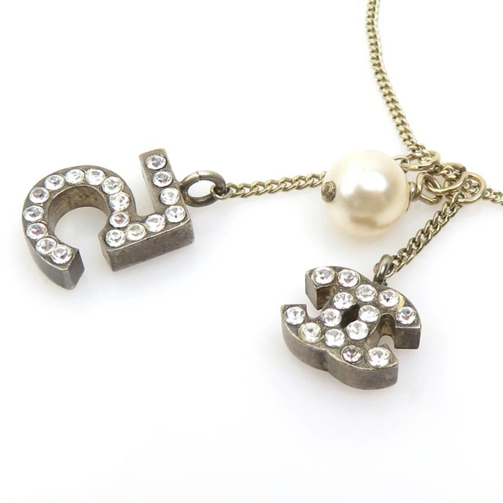 Chanel CHANEL Women's Metal Bracelet with Faux Pearls and Gold (r10894a) Size ONE SIZE - 3 Thumbnail