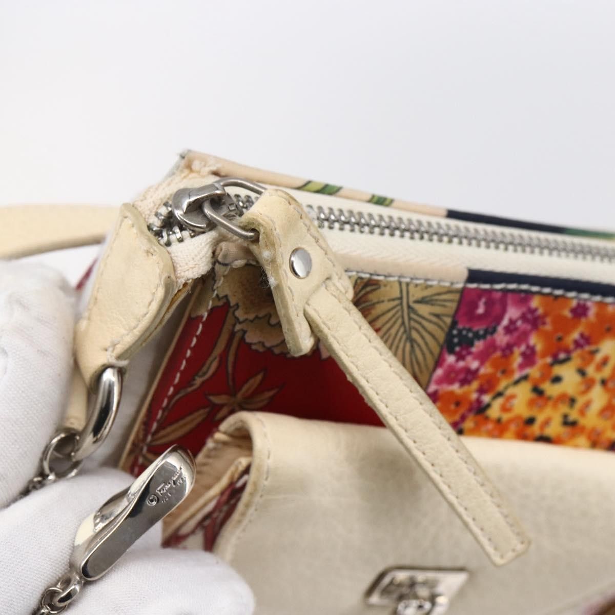 Salvatore Ferragamo Salvatore Ferragamo Gancini Shoulder Bag Nylon Size ONE SIZE - 17 Thumbnail