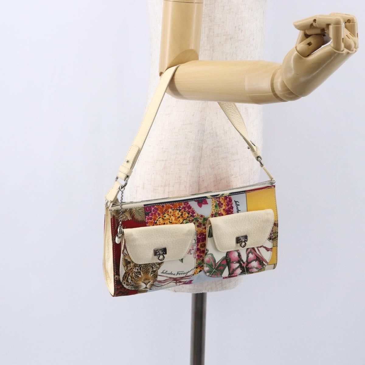 Salvatore Ferragamo Salvatore Ferragamo Gancini Shoulder Bag Nylon Size ONE SIZE - 13 Thumbnail
