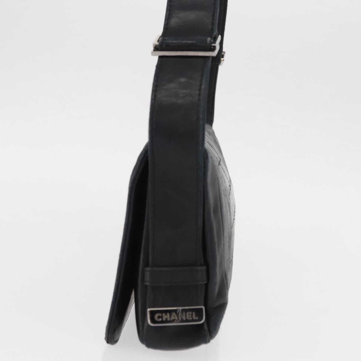 Chanel Chanel Vintage Leather Size ONE SIZE - 3 Thumbnail