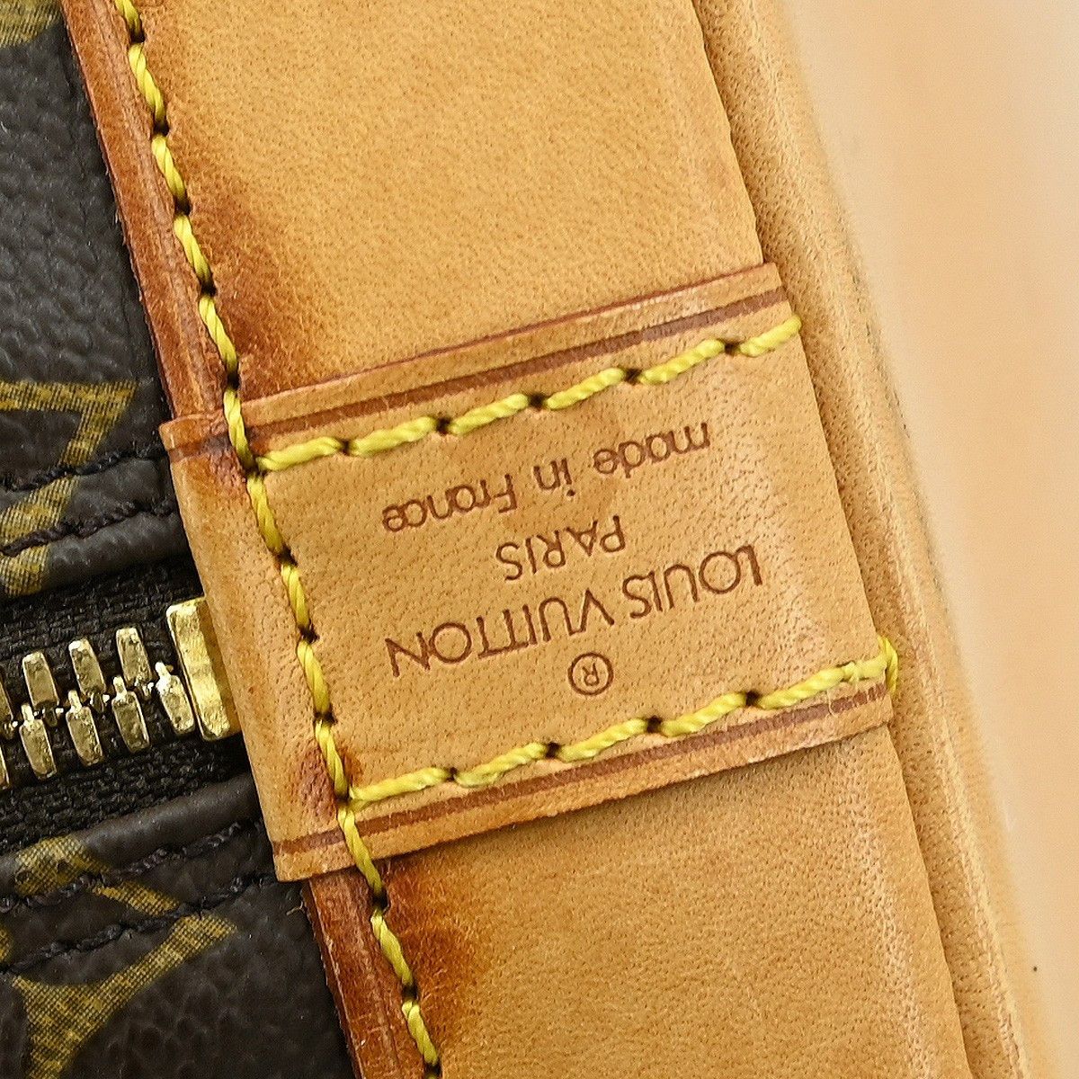 Louis Vuitton Louis Vuitton Alma Handbag Monogram Canvas Size ONE SIZE - 4 Thumbnail