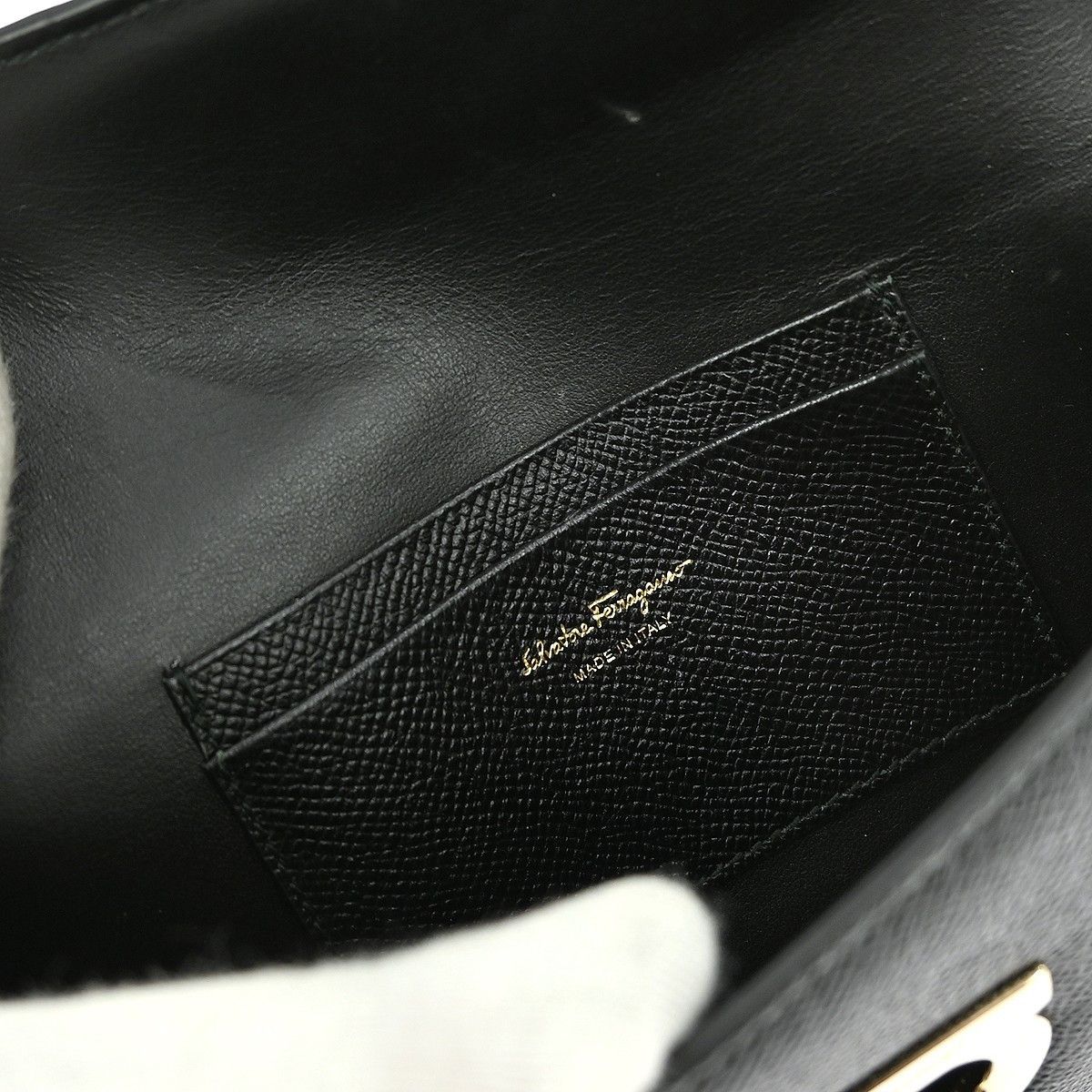 Salvatore Ferragamo Salvatore Ferragamo Gancini Shoulder Bag Leather Size ONE SIZE - 5 Thumbnail