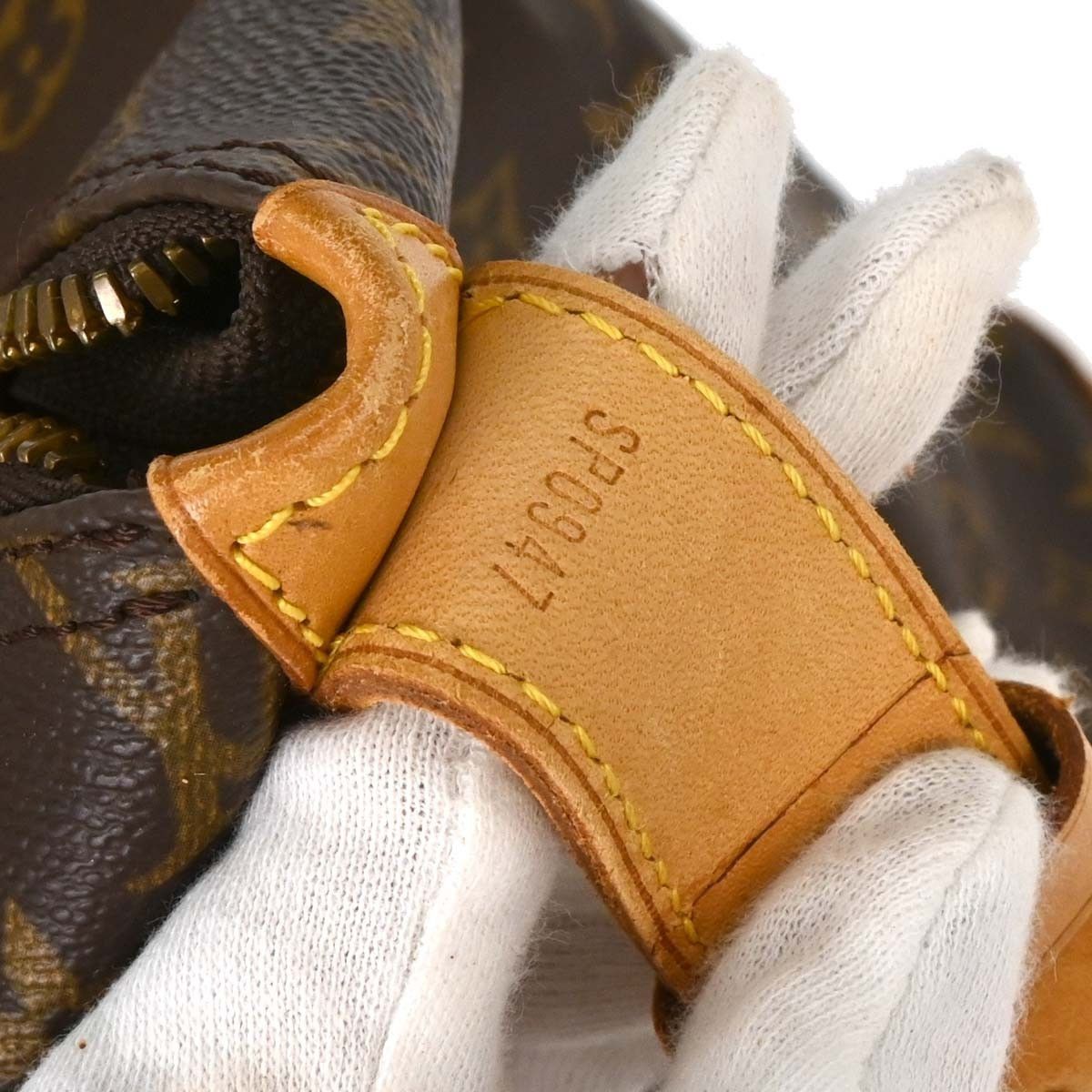 Louis Vuitton Louis Vuitton Cruiser Handbag Monogram Canvas Size ONE SIZE - 5 Thumbnail