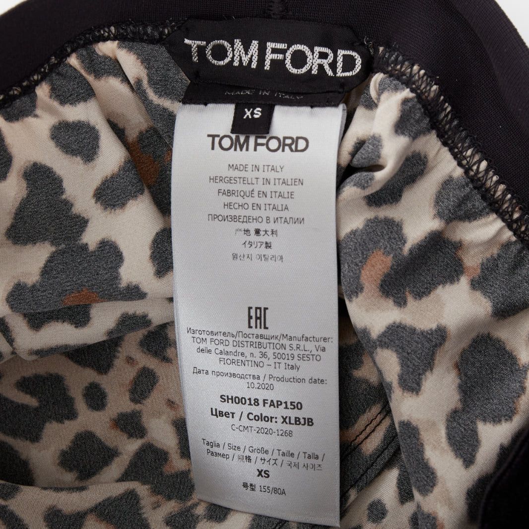 Tom Ford TOM FORD brown silk satin leopard print TF logo velvet trim shorts XS Size 27" / US 4 / IT 40 - 8 Thumbnail