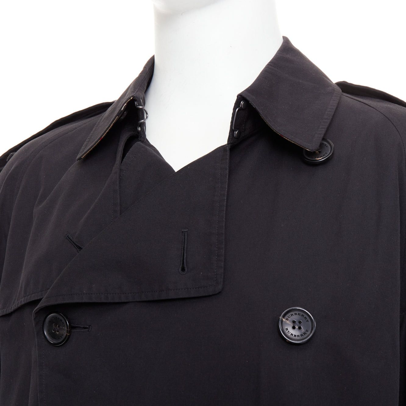 Burberry BURBERRY Westminster Heritage black Gabardine House Check trench coat IT48 M Size M / US 6-8 / IT 42-44 - 2 Thumbnail