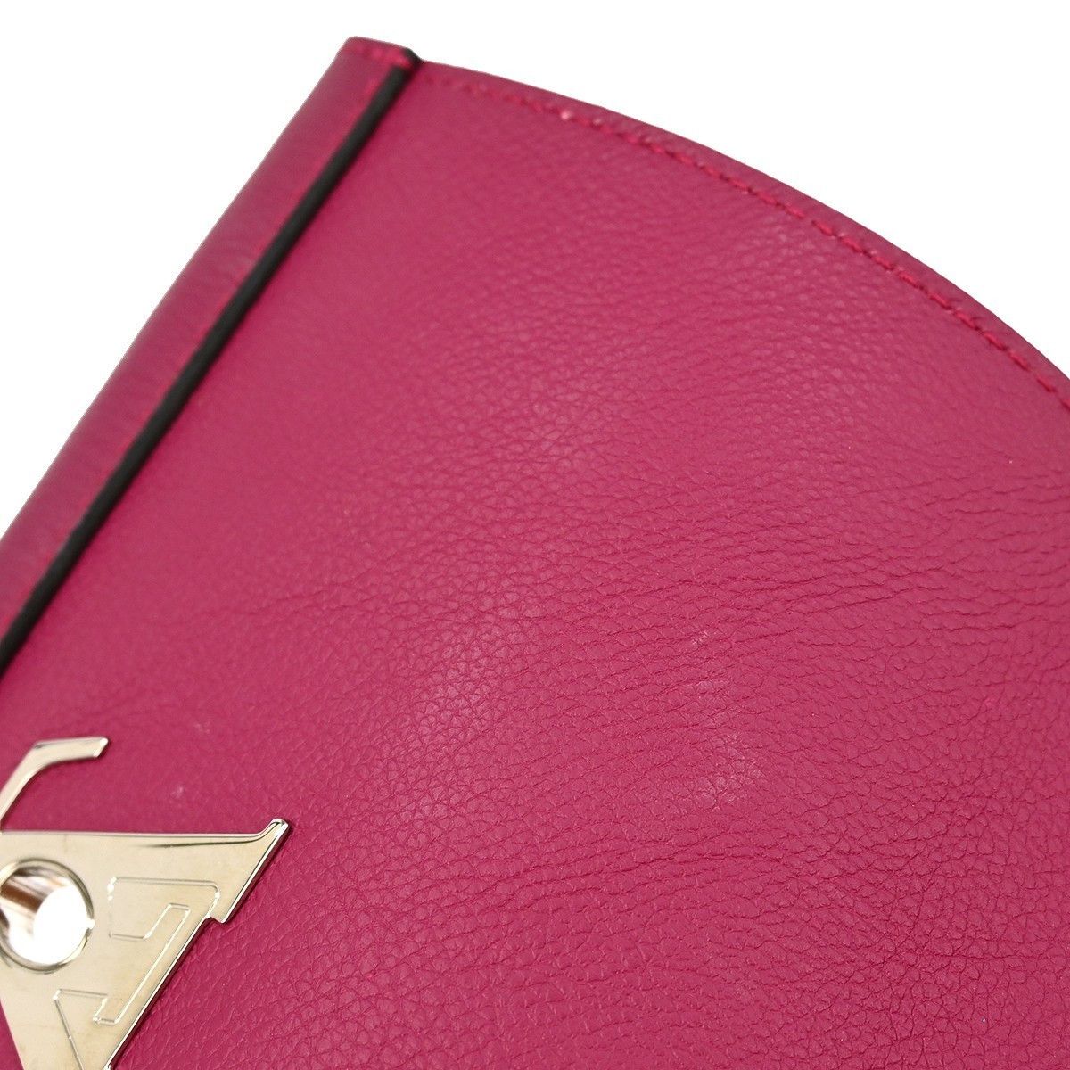 Louis Vuitton Louis Vuitton Lockme II Handbag Leather Size ONE SIZE - 8 Thumbnail