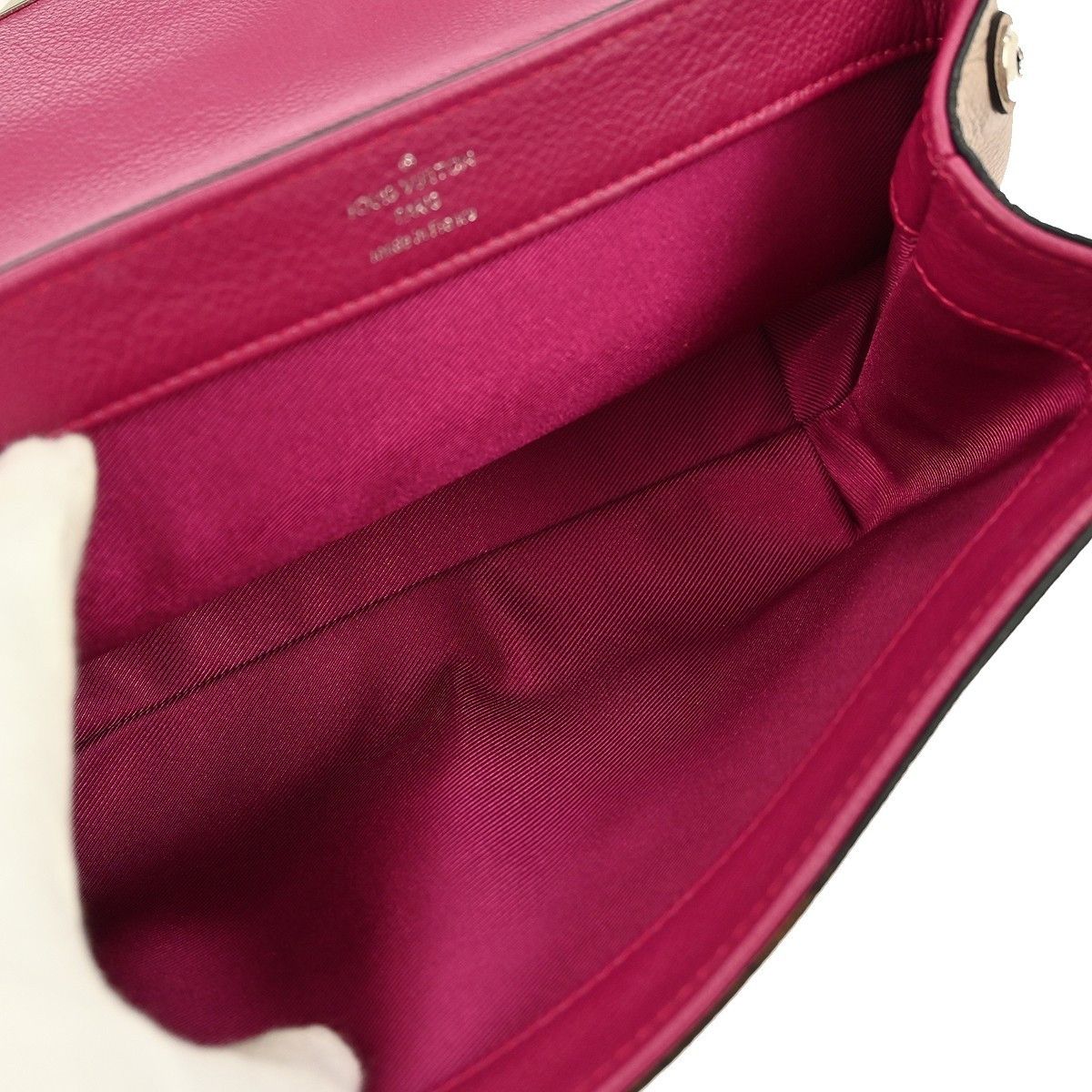Louis Vuitton Louis Vuitton Lockme II Handbag Leather Size ONE SIZE - 3 Thumbnail
