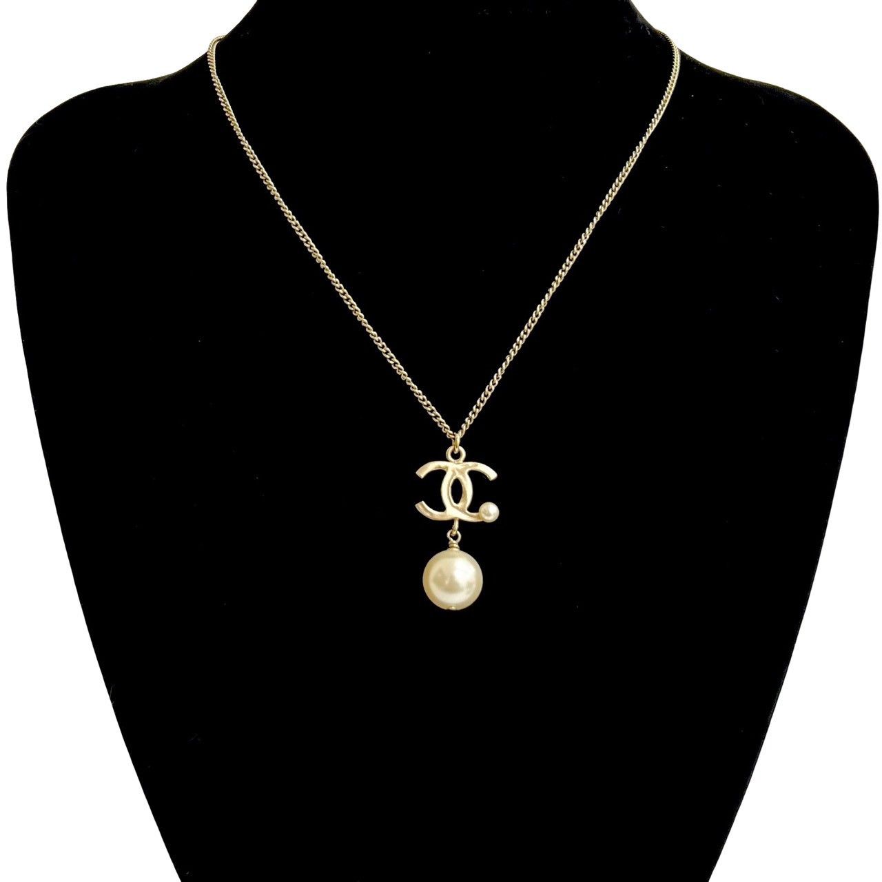 Chanel Chanel Chanel Coco Mark Necklace Metal Necklace DUTY FREE for USA Size ONE SIZE - 2 Thumbnail