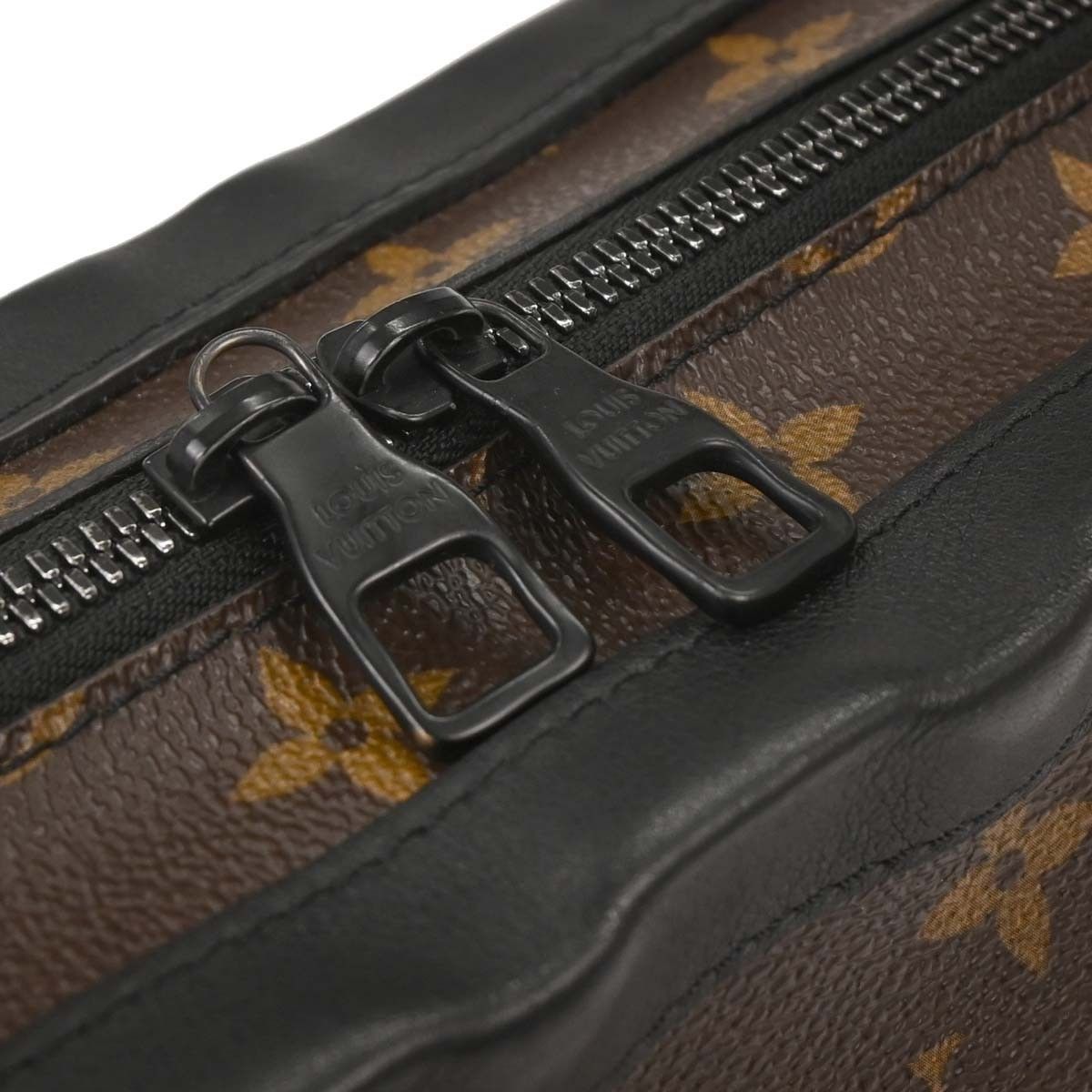 Louis Vuitton Louis Vuitton Solar Ray Soft Trunk Bag Monogram Canvas Size ONE SIZE - 7 Thumbnail