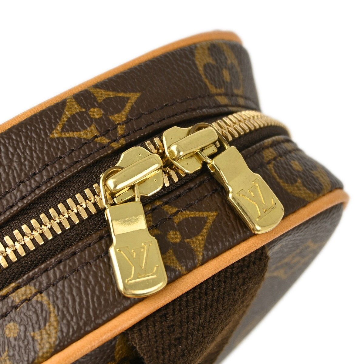 Louis Vuitton Louis Vuitton Pochette Gange Monogram Canvas Size ONE SIZE - 9 Thumbnail