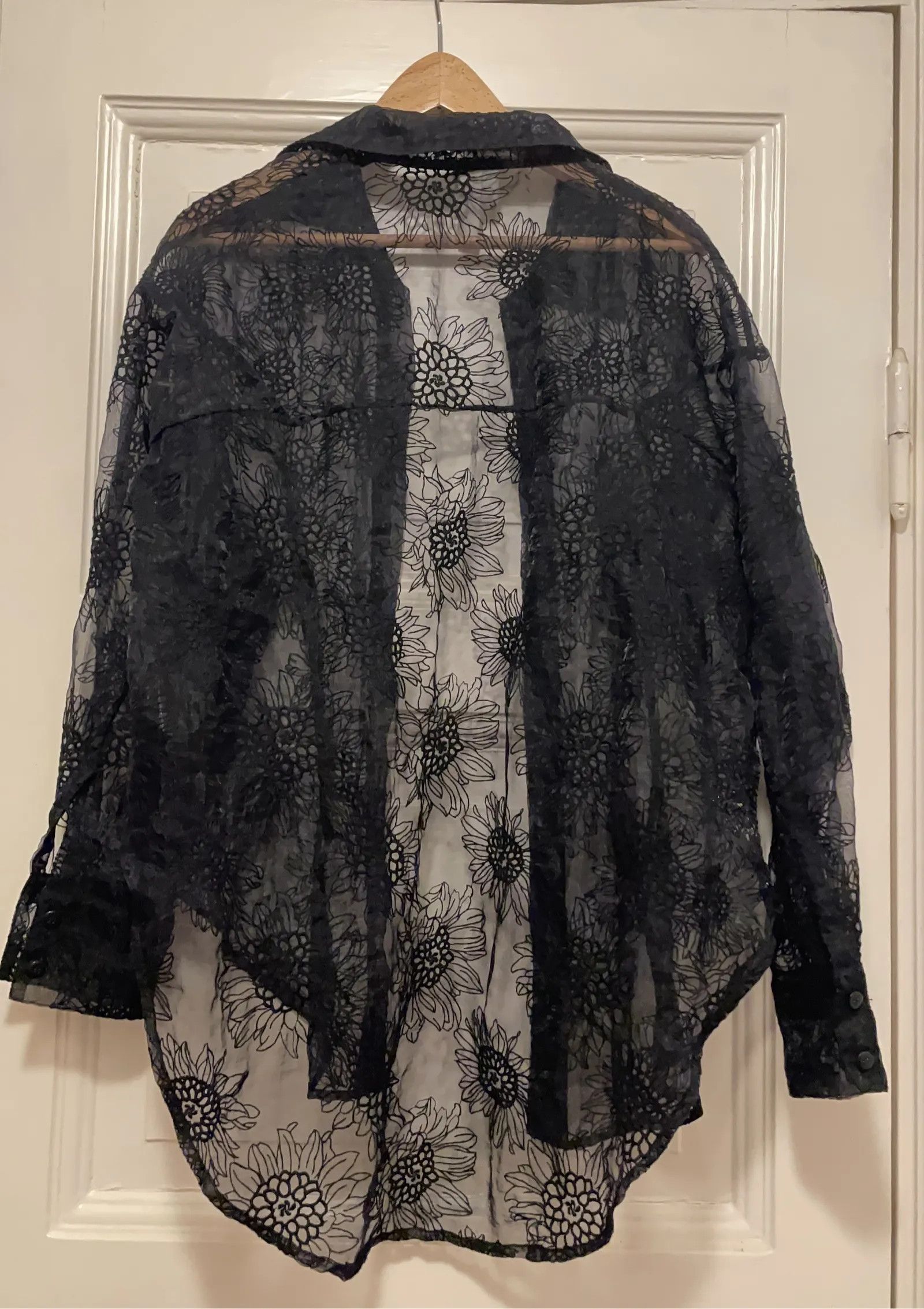 H&M Sandra Mansour x H&M Blouse Size M / US 6-8 / IT 42-44 - 5 Thumbnail