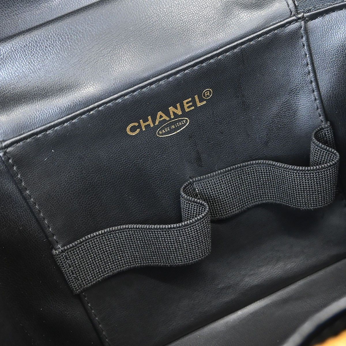 Chanel Chanel Vintage Timeless Vanity Case Caviar Size ONE SIZE - 9 Thumbnail