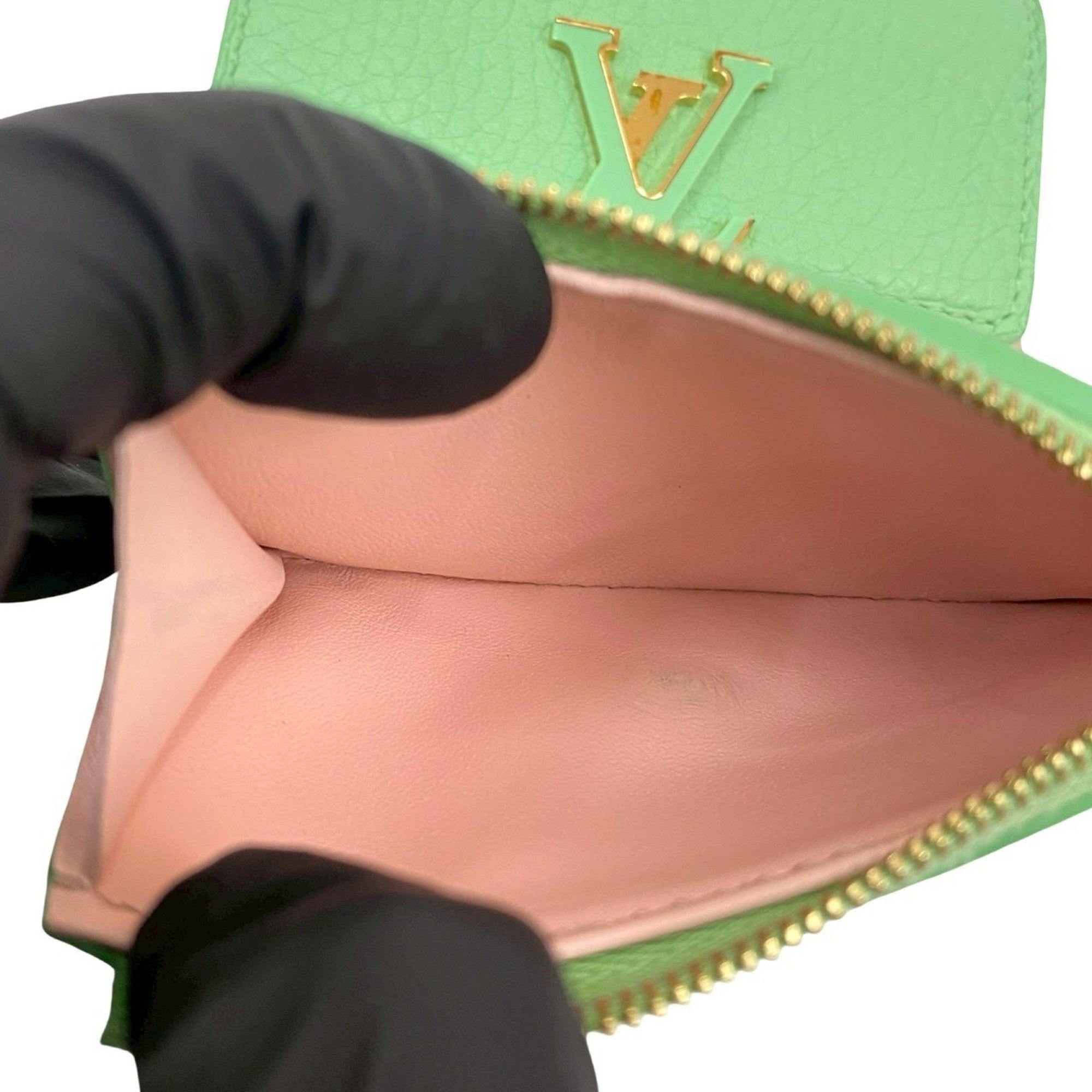 Louis Vuitton LOUIS VUITTON Portefeuille Capucines XS Leather Tri-fold Wallet, Green, 36469 Size ONE SIZE - 10 Thumbnail