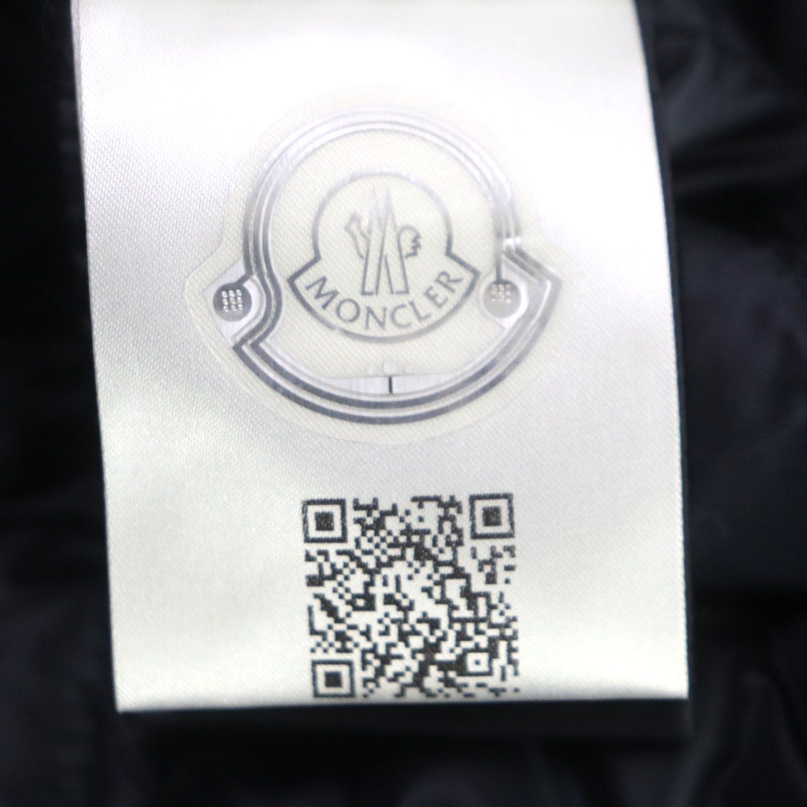 Moncler Moncler Moncler FER Logogram Nylon Down Jacket Others Outerwear DUTY FREE for USA Size ONE SIZE - 15 Thumbnail
