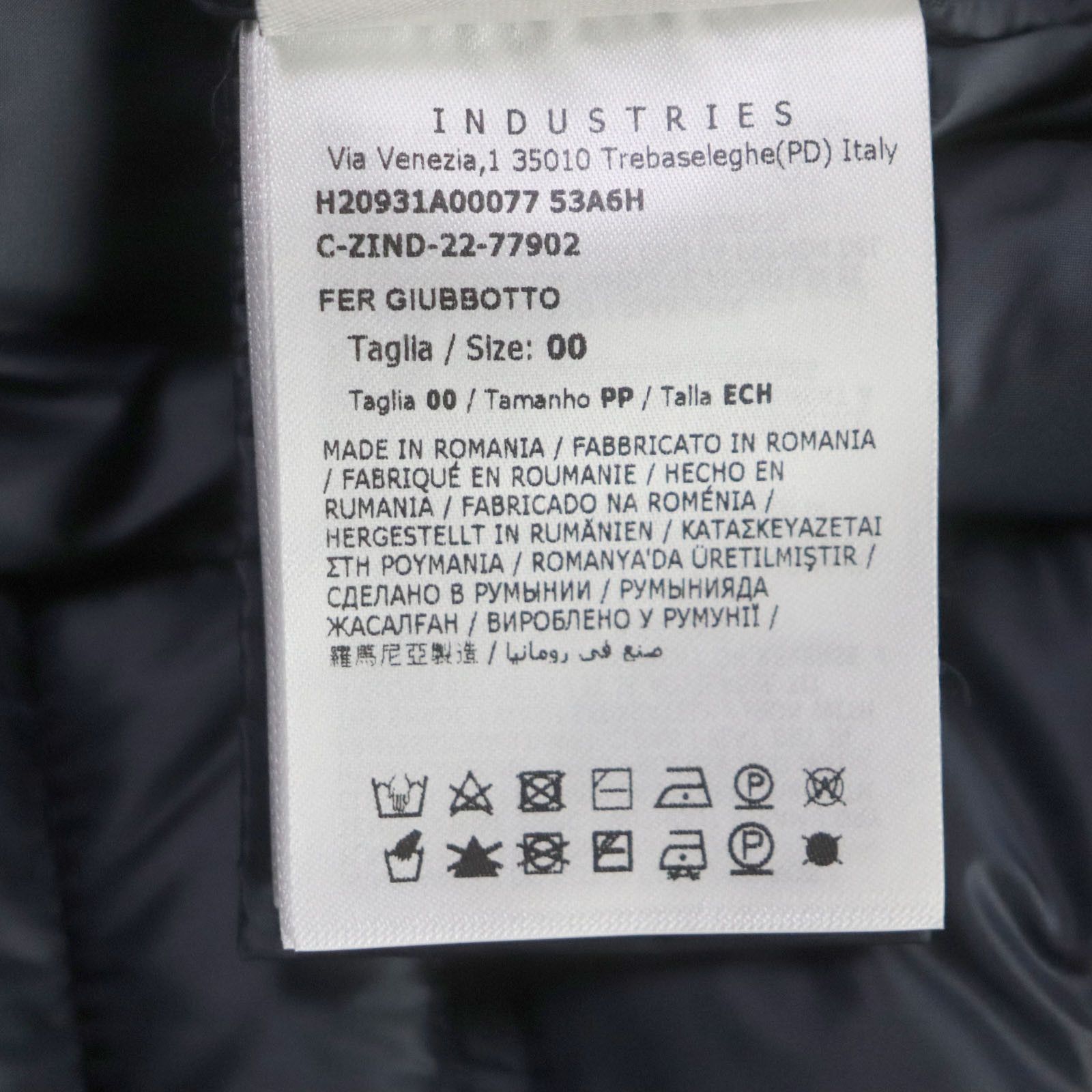 Moncler Moncler Moncler FER Logogram Nylon Down Jacket Others Outerwear DUTY FREE for USA Size ONE SIZE - 13 Thumbnail