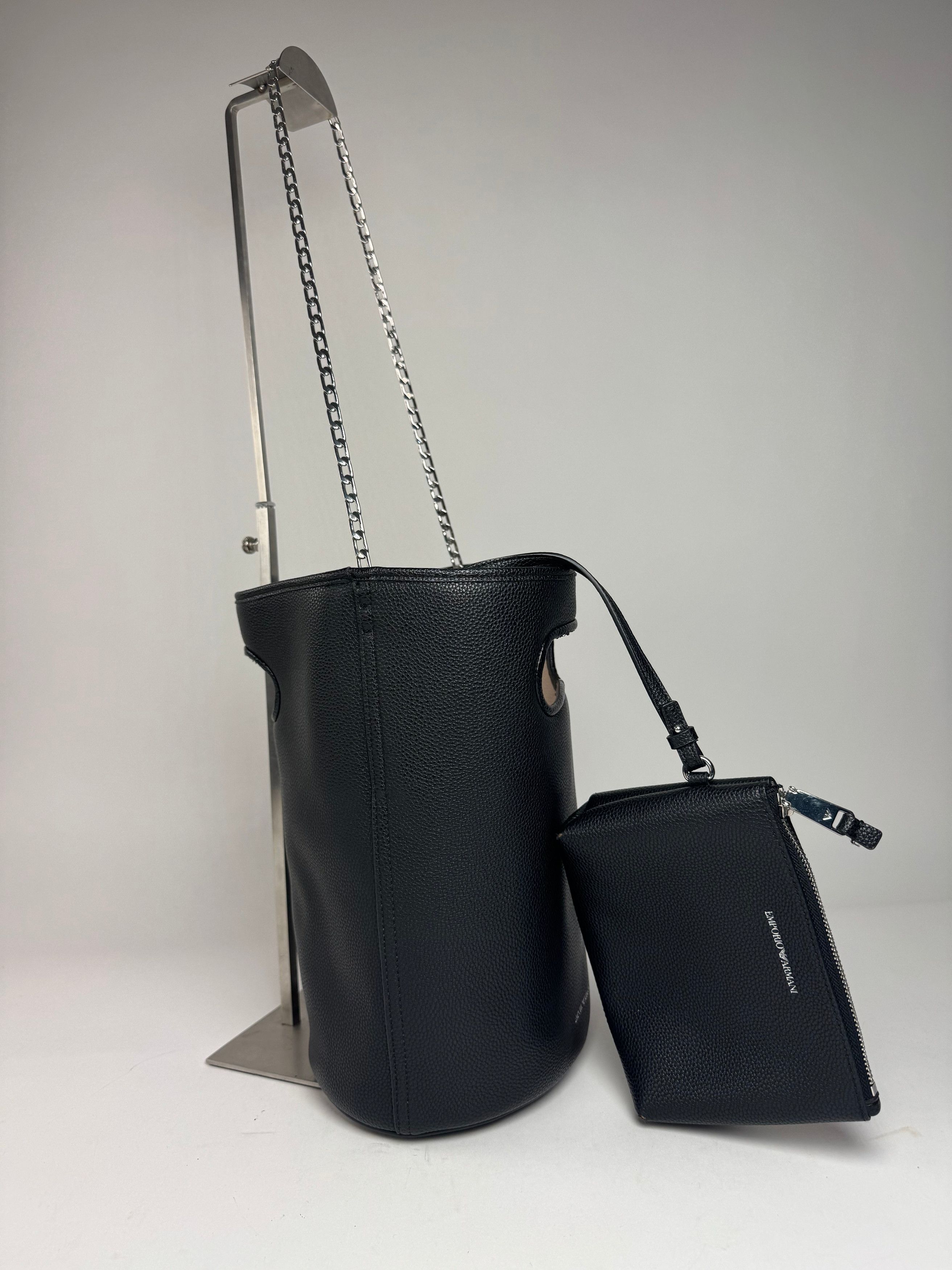 Emporio Armani Vintage Armani Leather 2Way Bucket Bag Black Size ONE SIZE - 3 Thumbnail