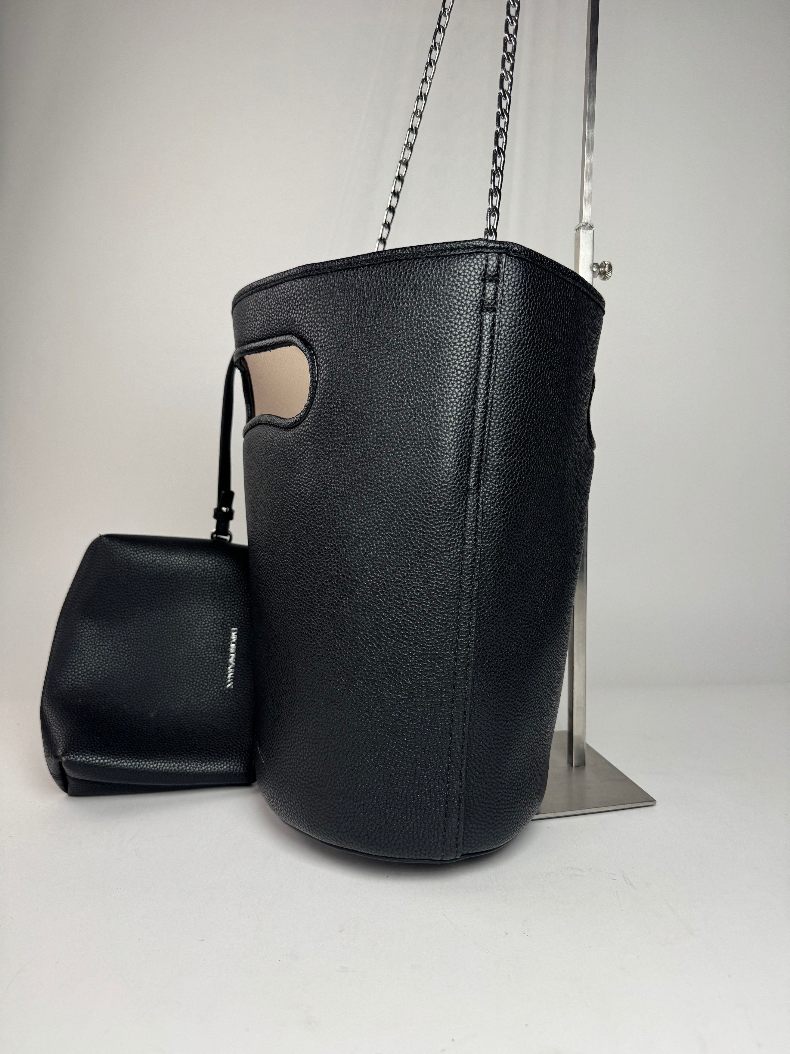 Emporio Armani Vintage Armani Leather 2Way Bucket Bag Black Size ONE SIZE - 7 Thumbnail