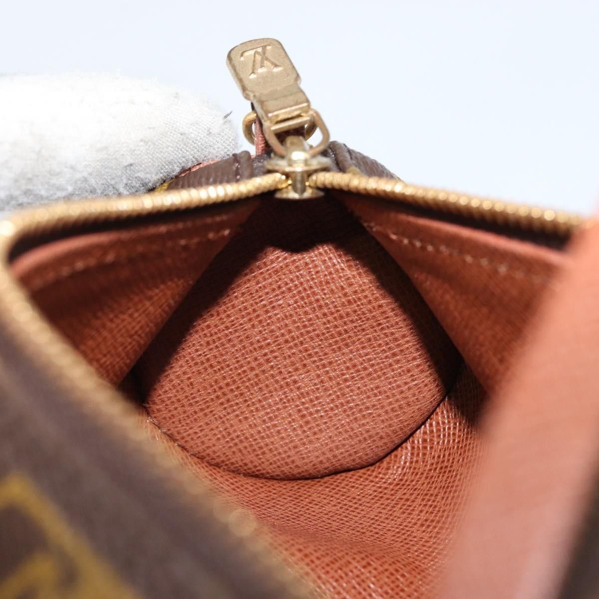 Louis Vuitton Louis Vuitton Papillon Pochette Monogram Canvas Size ONE SIZE - 16 Thumbnail